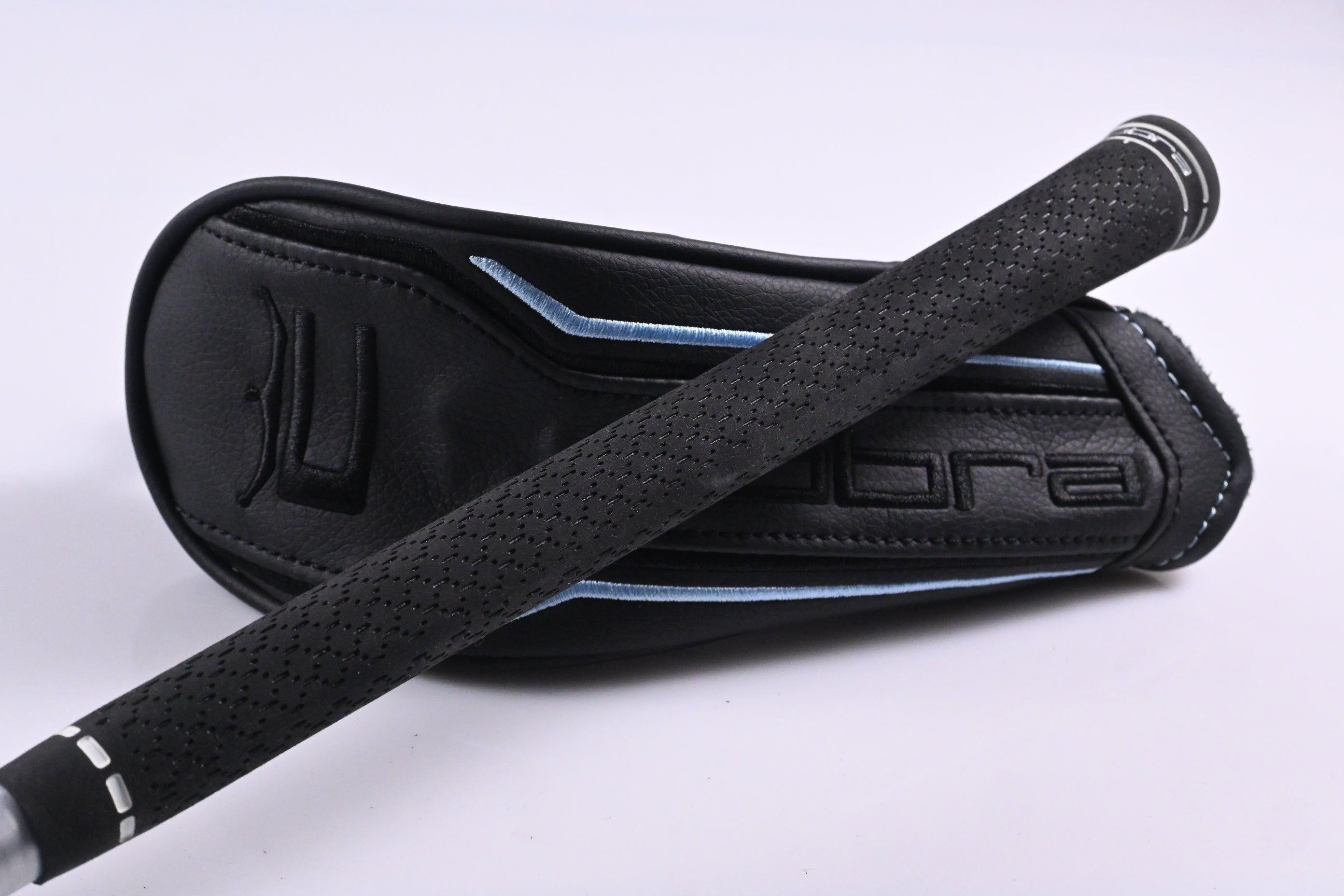 Ladies Cobra Air-X 2.0 #4 Hybrid / 22 Degree / Ladies Flex Cobra Ultralite 45