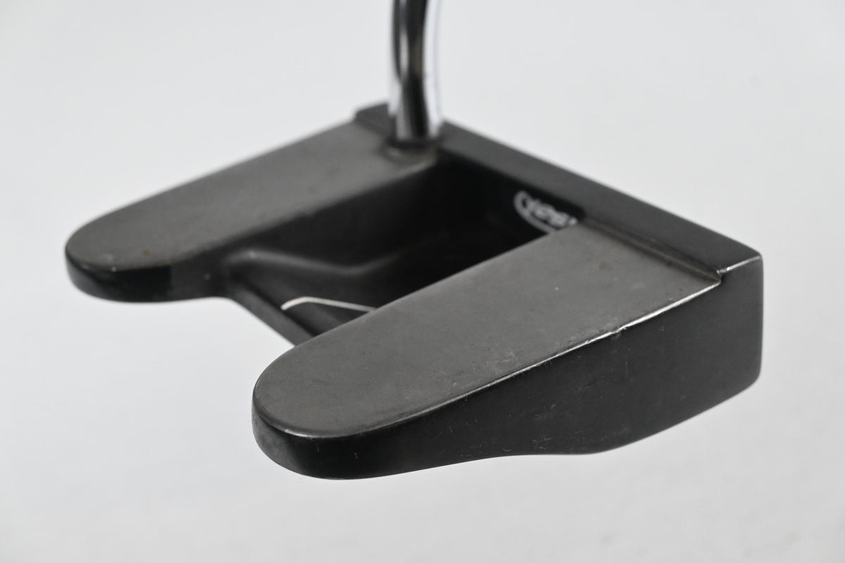 Yes! C-Groove Athena Putter / 35 Inch