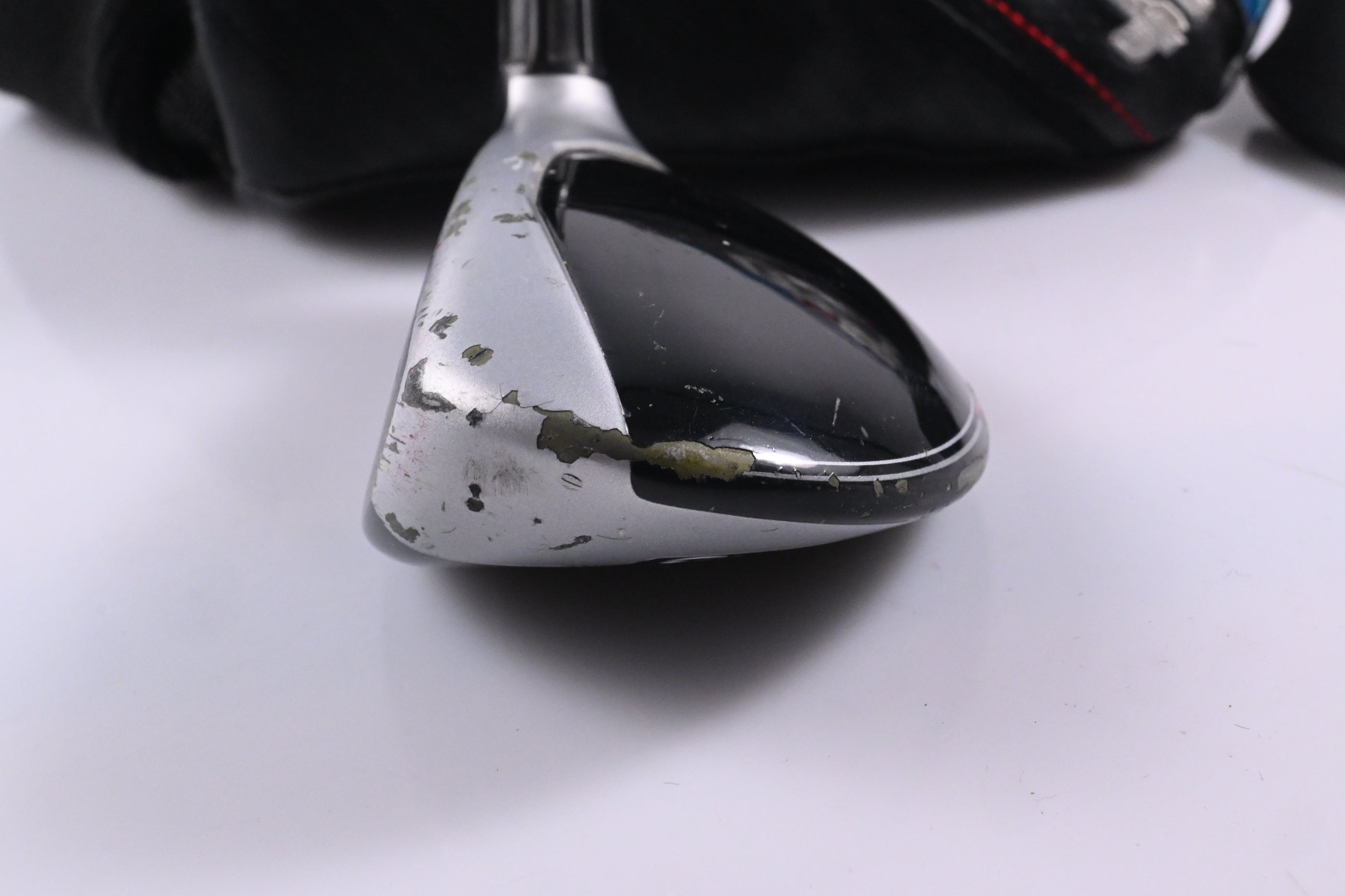 Left Hand Taylormade M4 #3 Hybrid / 19 Degree / Senior Flex Fujikura Atmos Red 5