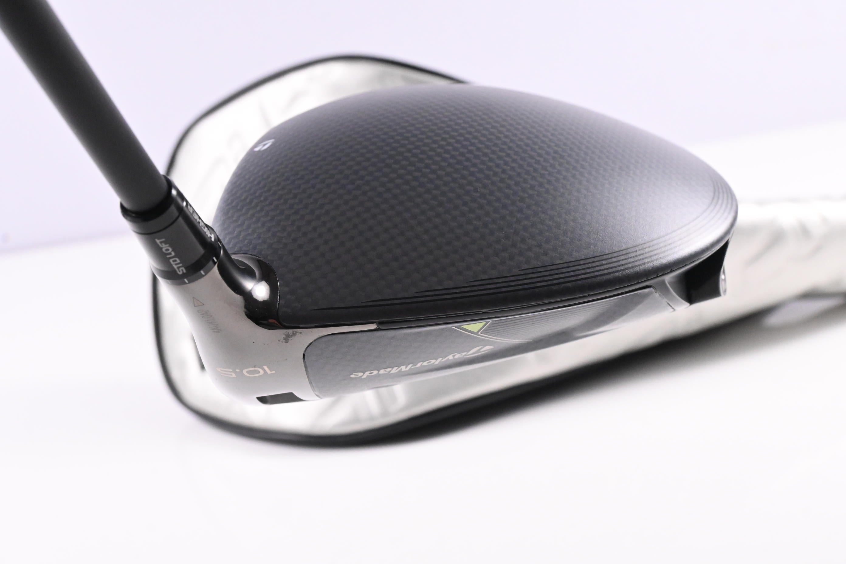 Taylormade Qi35 Driver / 10.5 Degree / Regular Flex Cypher 2.0 50 Shaft