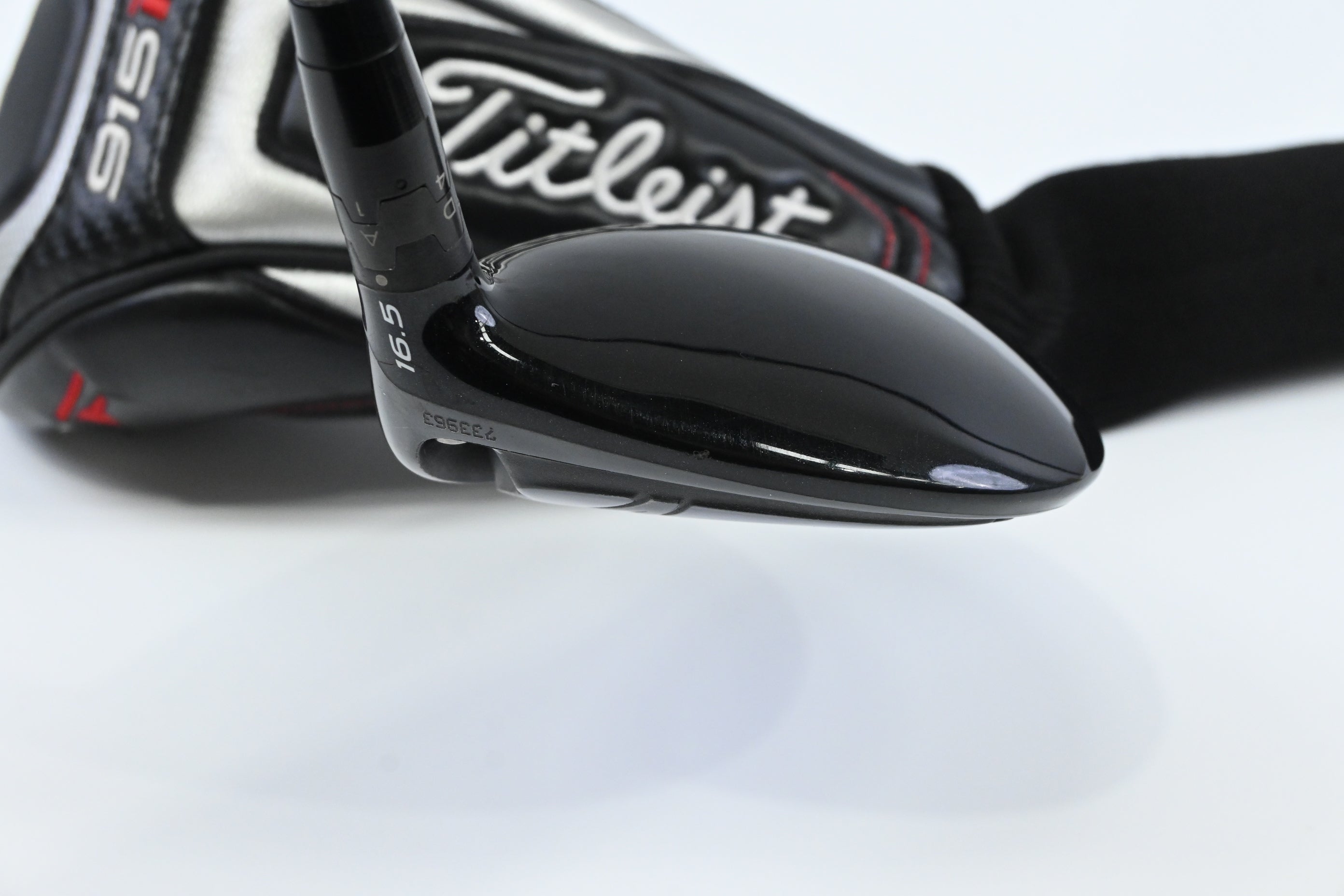 Titleist 915 F #3 Wood / 16.5 Degree / Stiff Flex Aldila Rogue 80 Shaft