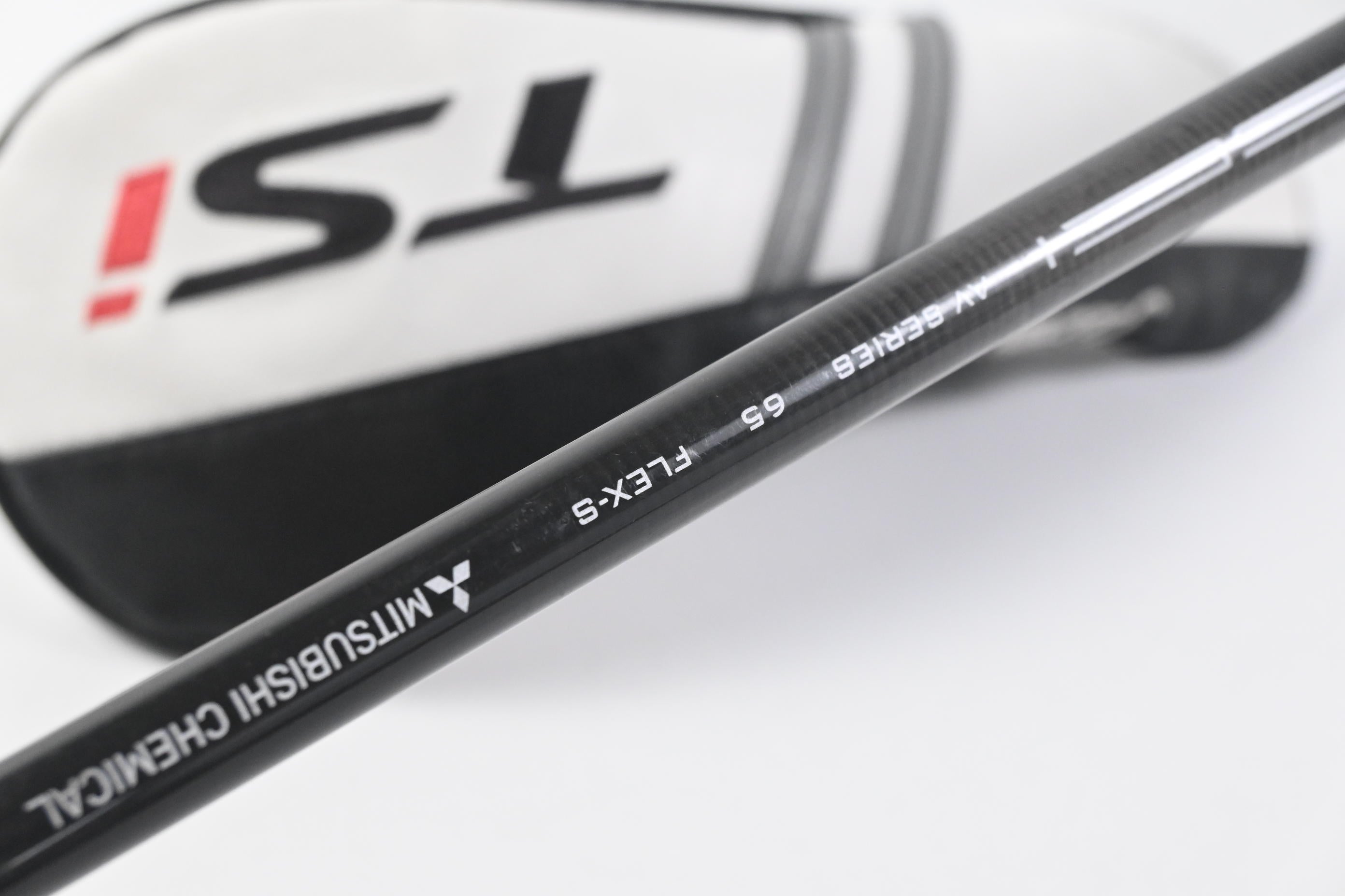 Titleist TSi2 #3 Wood / 15 Degree / Stiff Flex Tensei AV Raw Blue 65 Shaft