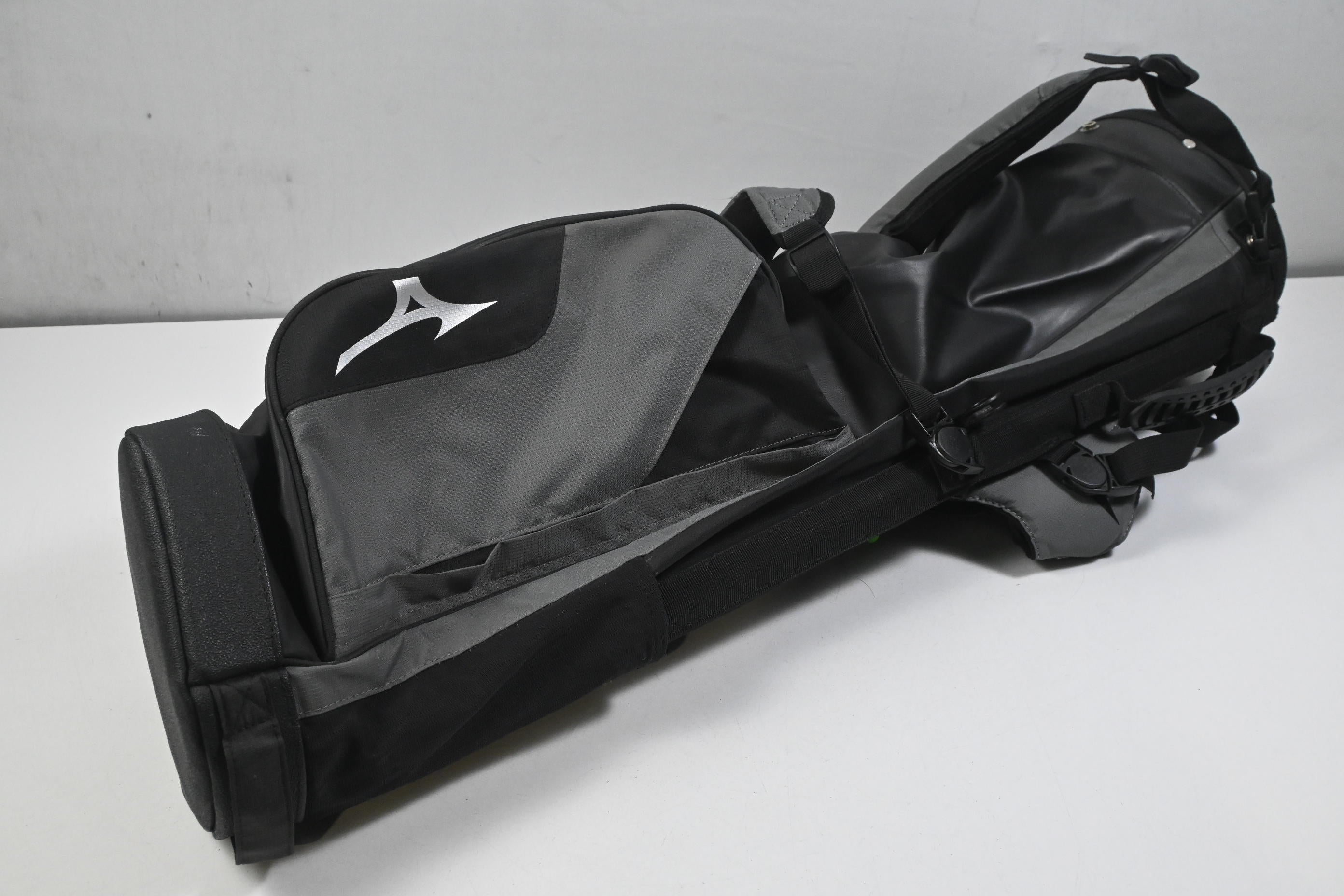Mizuno Pencil Bag / 4-Way Divider / Grey & Black