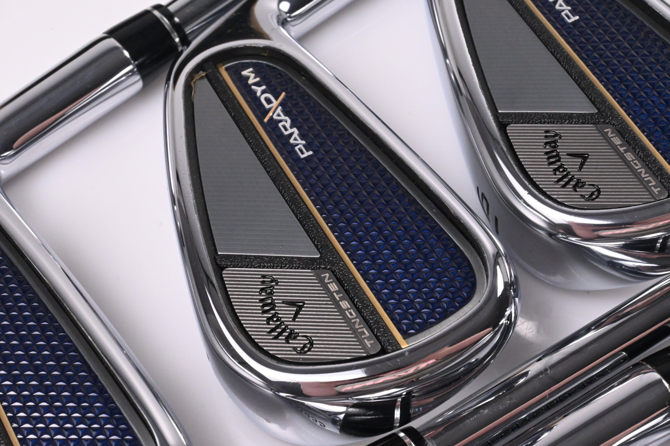 Callaway Paradym Irons / 4-PW+AW+52° / Regular Flex Elevate MPH 85 Shafts