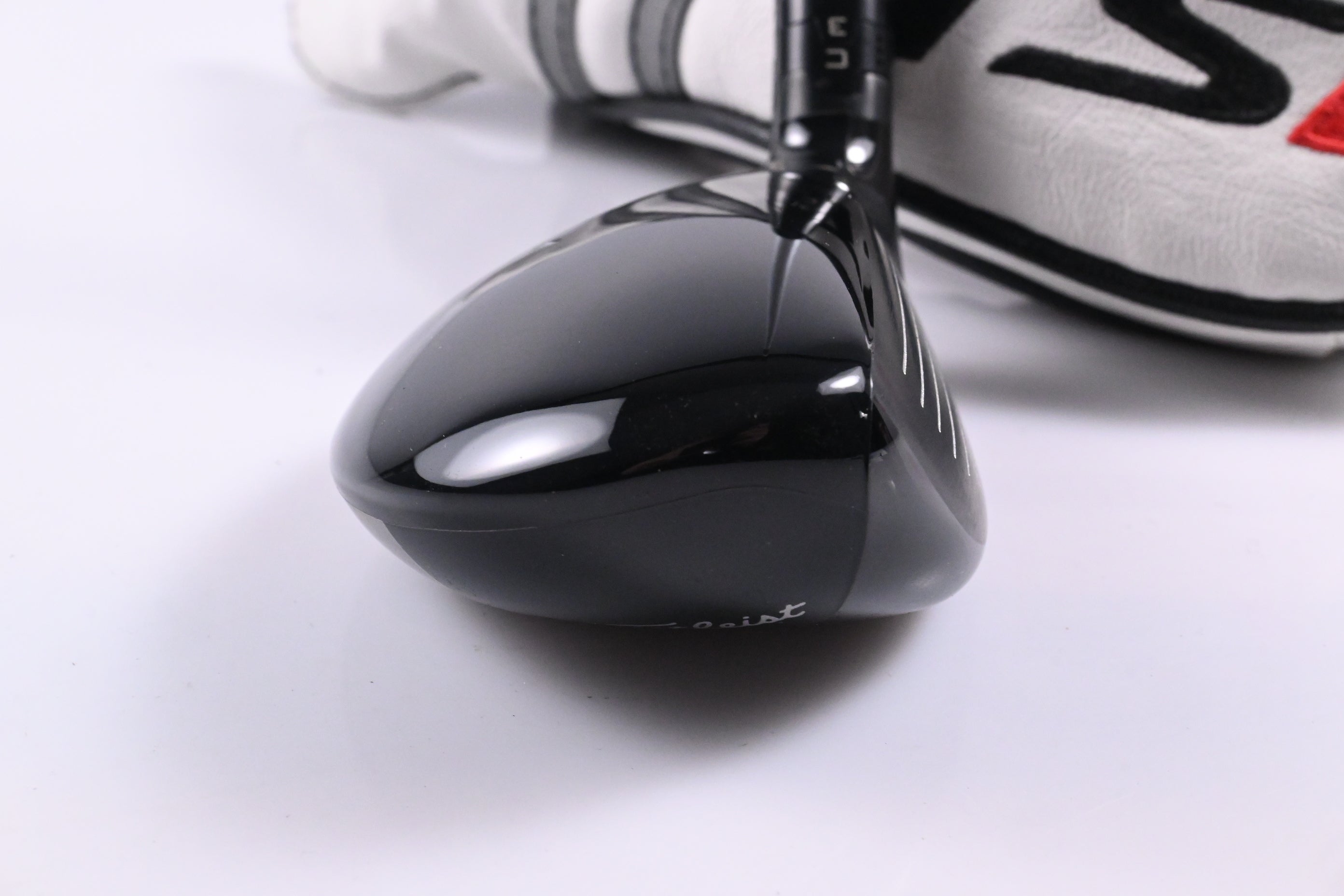Titleist TSi1 #6 Hybrid / 26 Degree / Regular Flex Aldila Ascent 50 Shaft