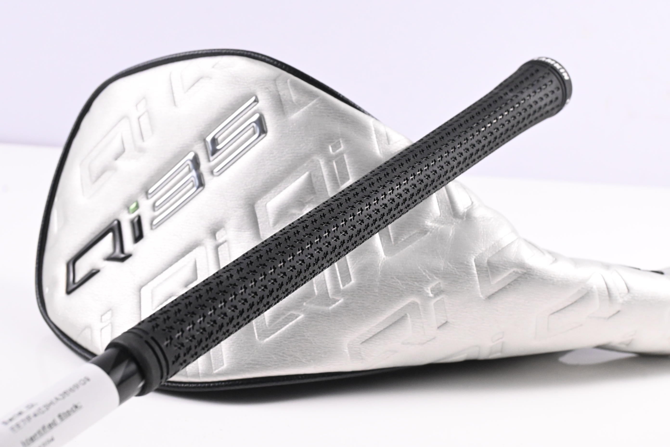 Taylormade Qi35 Driver / 10.5 Degree / Regular Flex Cypher 2.0 50 Shaft