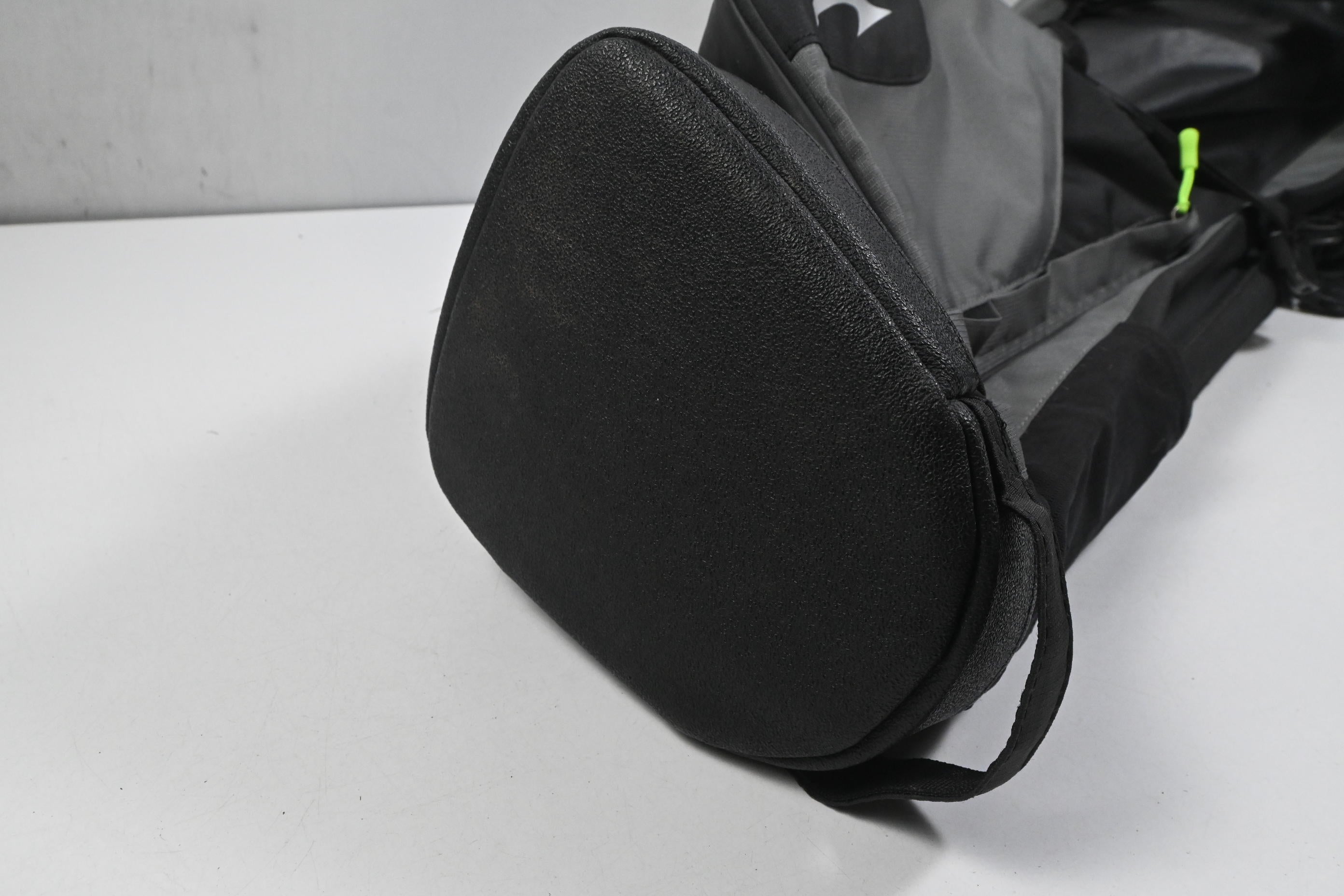 Mizuno Pencil Bag / 4-Way Divider / Grey & Black