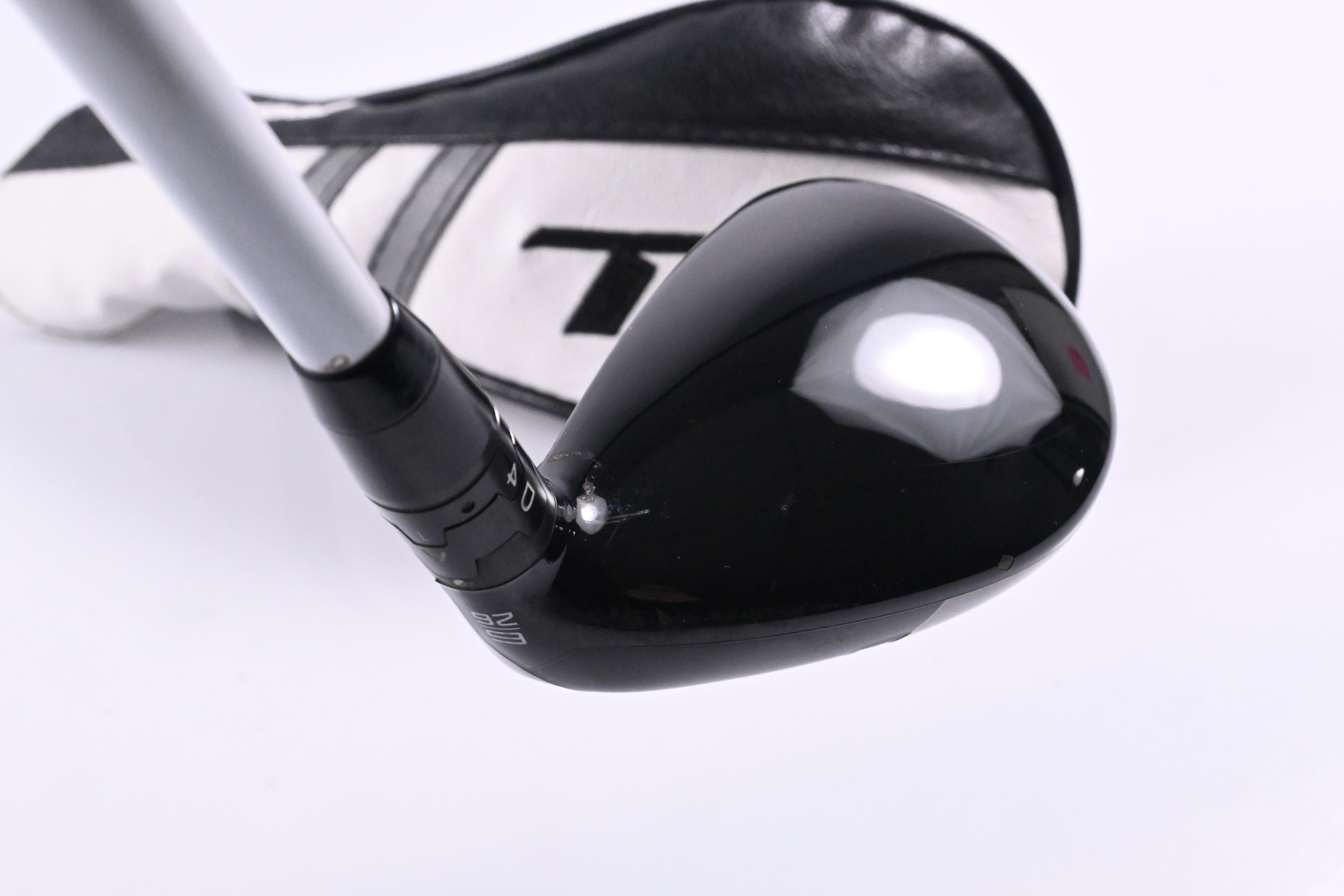 Titleist TSi1 #6 Hybrid / 26 Degree / Regular Flex Aldila Ascent 50 Shaft