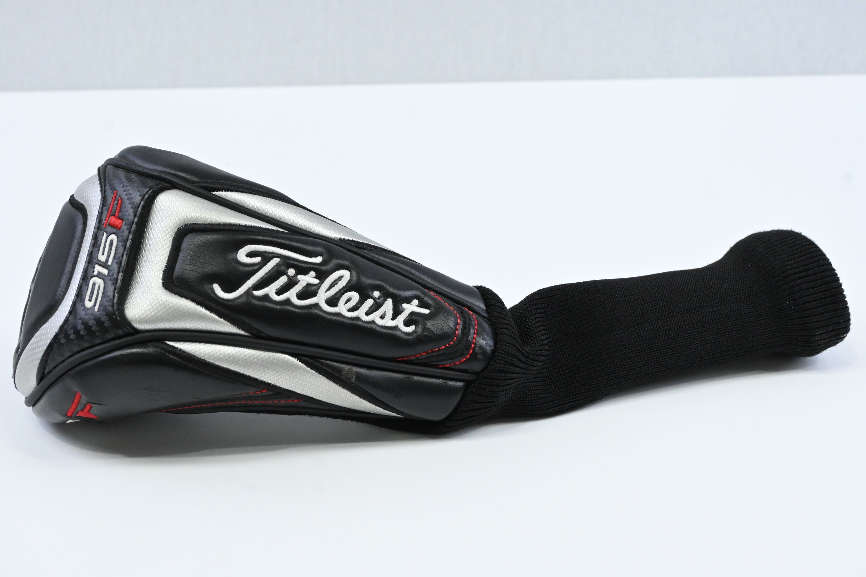 Titleist 915 F #3 Wood / 16.5 Degree / Stiff Flex Aldila Rogue 80 Shaft