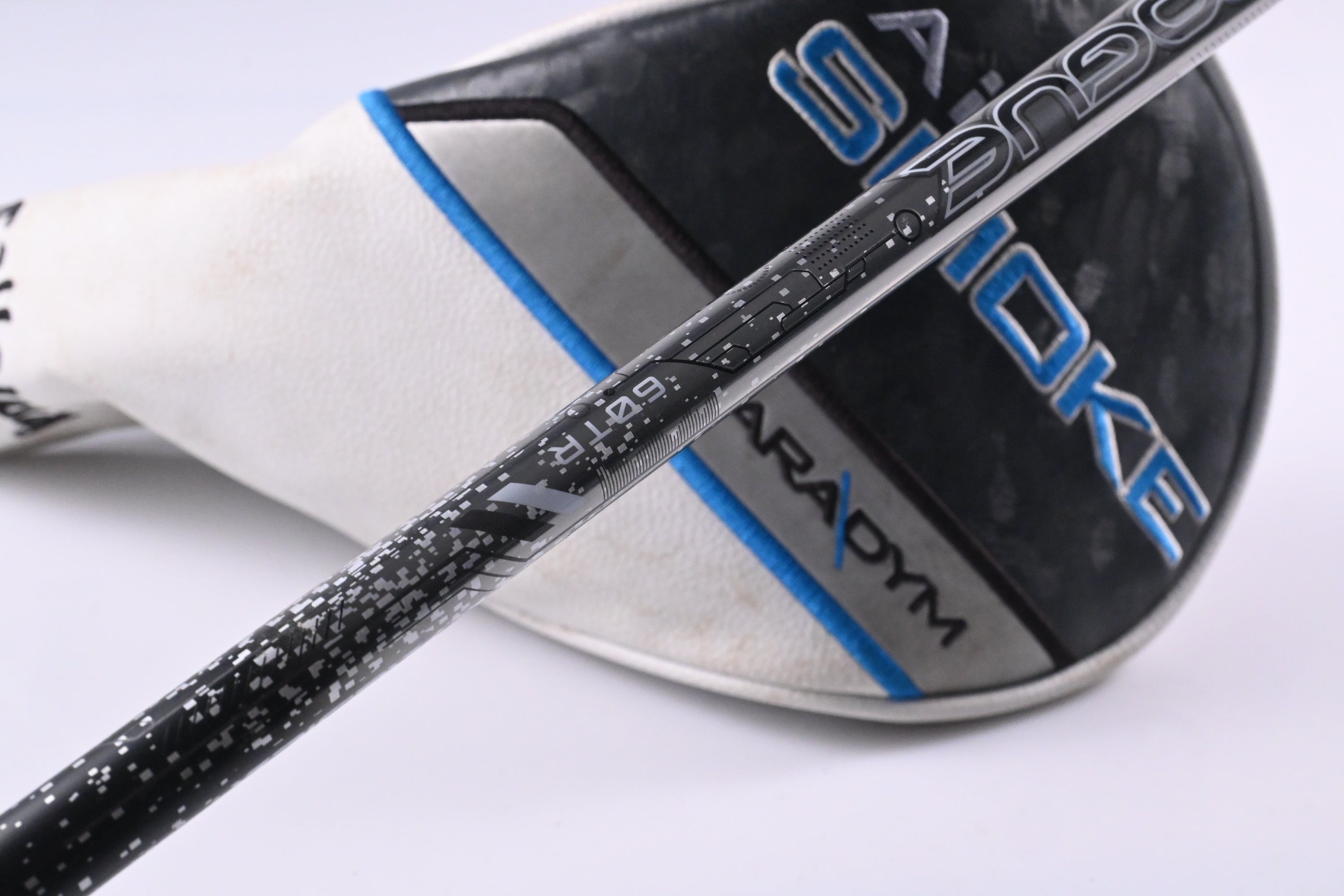 Callaway Paradym Ai Smoke Max D Driver / 10.5 Degree / Regular Flex Aldila Rogue