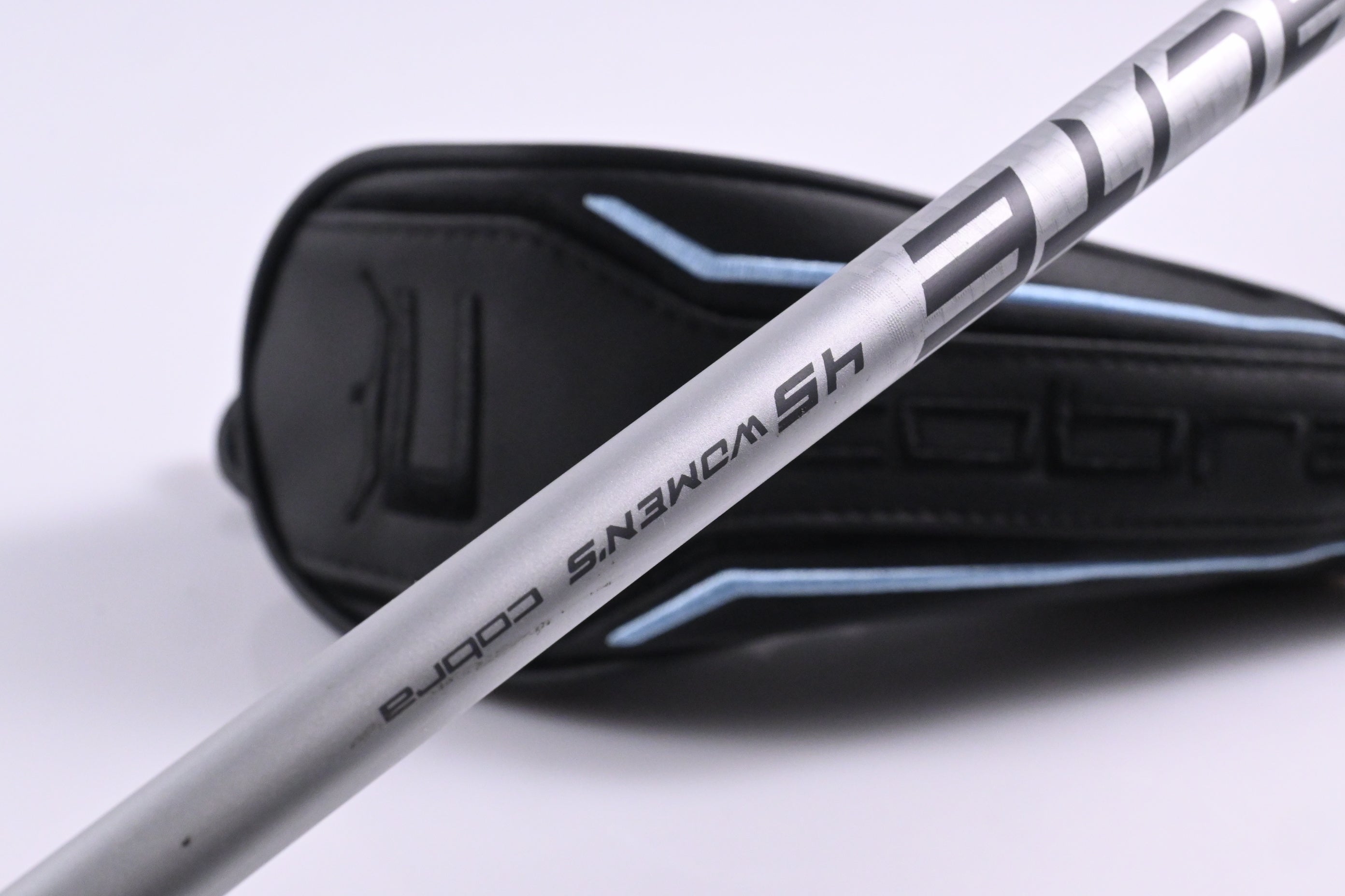 Ladies Cobra Air-X 2.0 #6 Hybrid / 28 Degree / Ladies Flex Cobra Ultralite 45