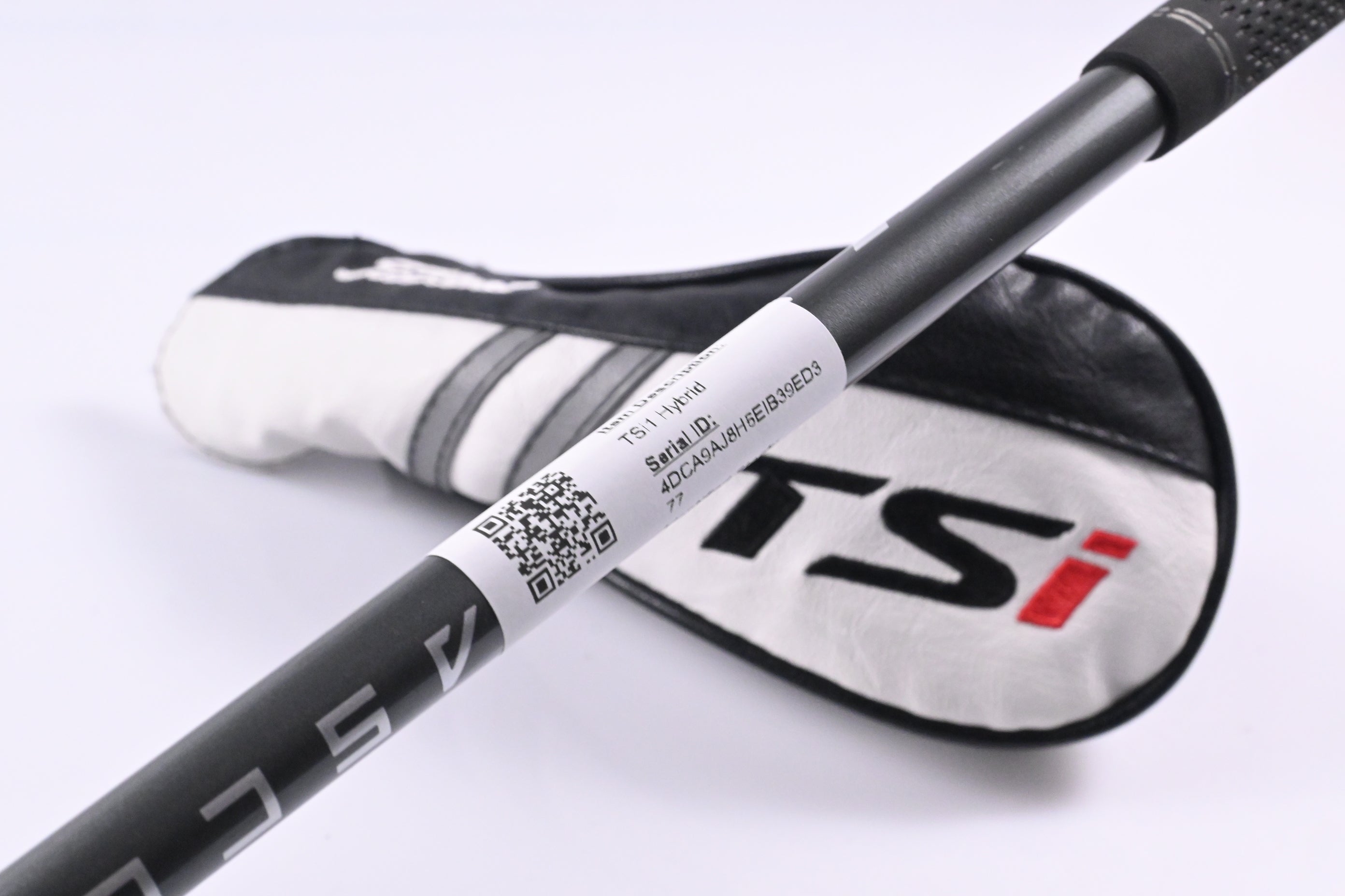 Titleist TSi1 #6 Hybrid / 26 Degree / Regular Flex Aldila Ascent 50 Shaft