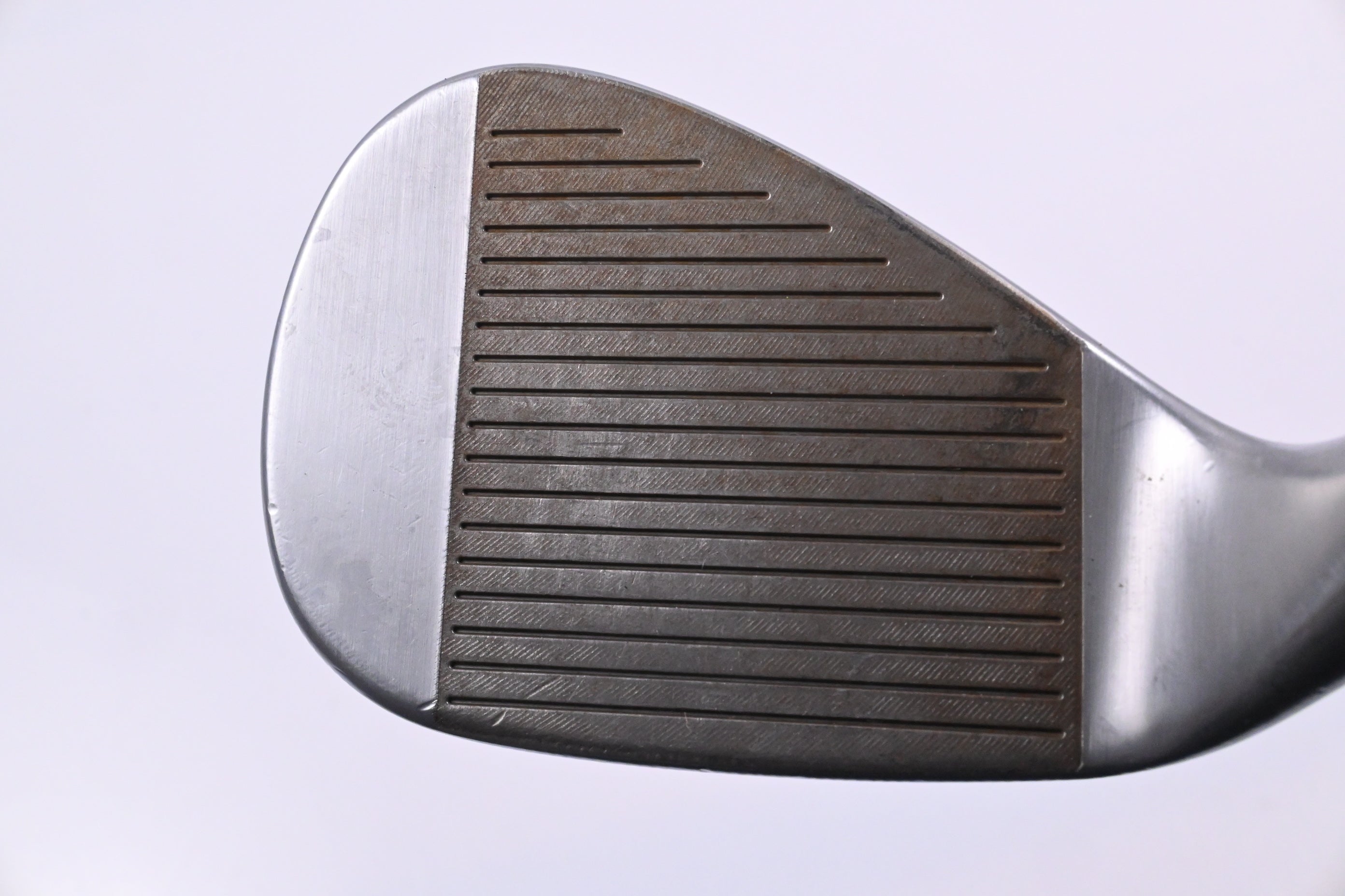 Taylormade Milled Grind 4 Sand Wedge / 54 Degree / X-Flex Dynamic Gold 105 Shaft