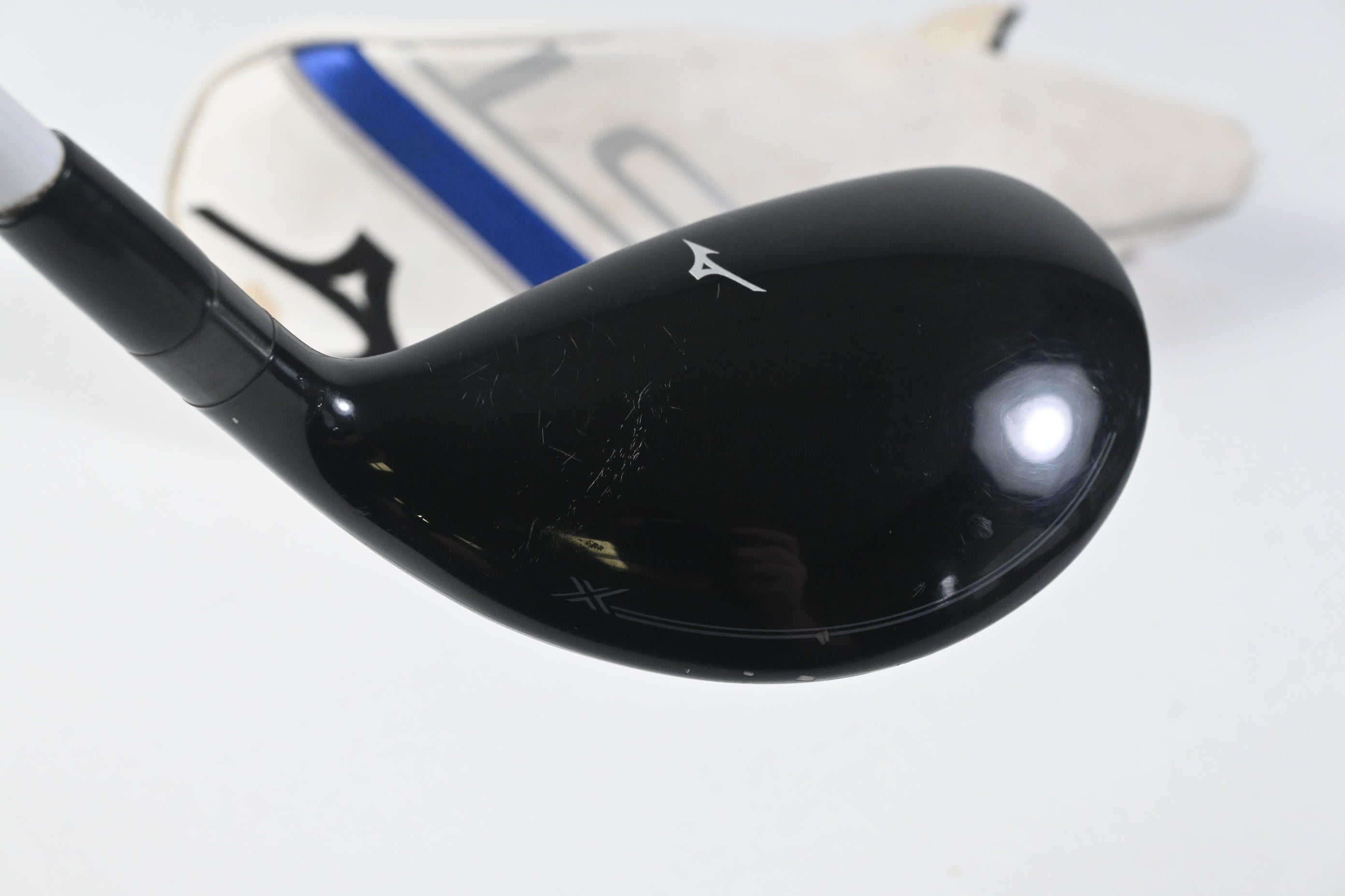 Mizuno ST-X 220 #5 Hybrid / 23 Degree / Regular Flex Aldila Ascent 50 Shaft