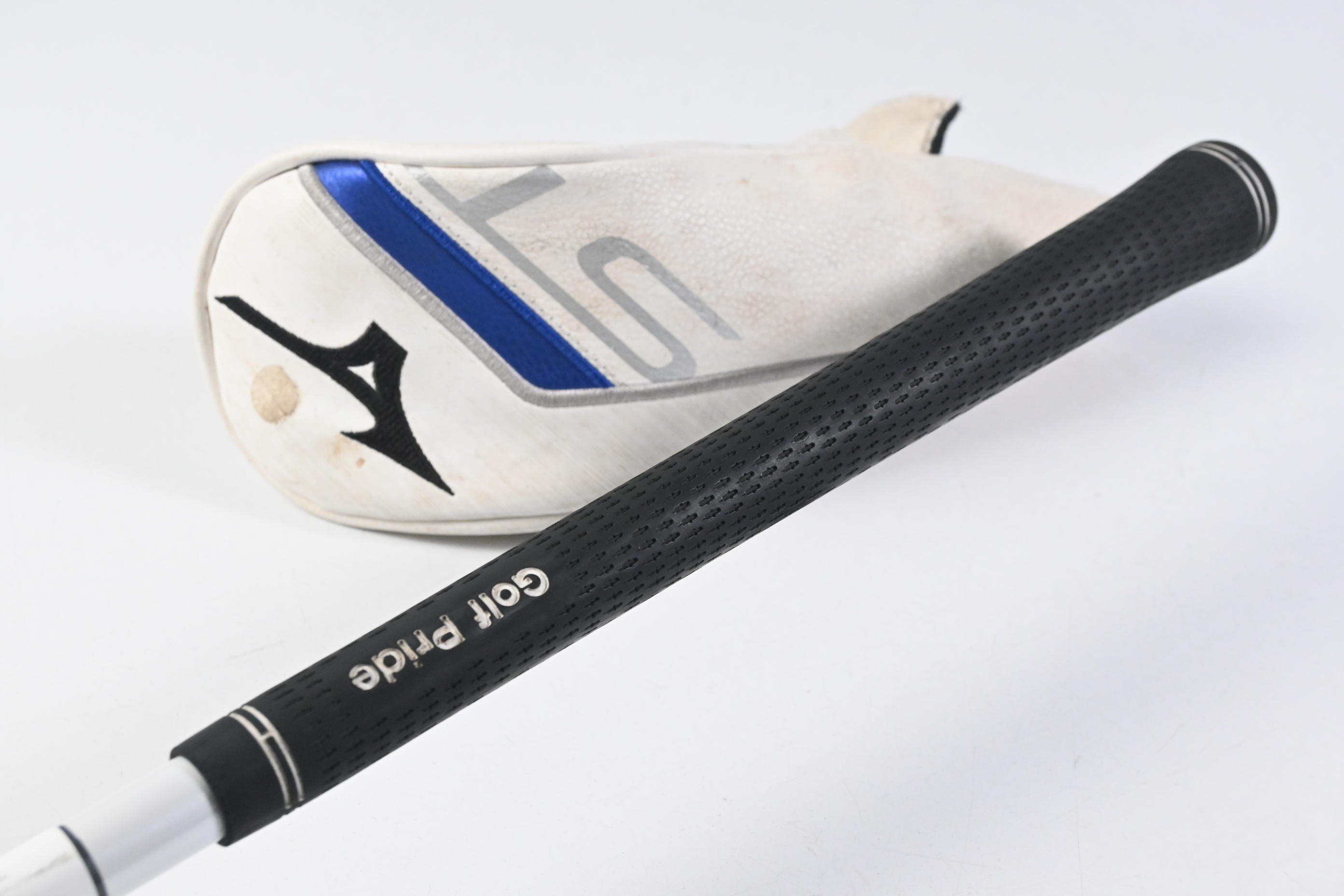 Mizuno ST-X 220 #5 Hybrid / 23 Degree / Regular Flex Aldila Ascent 50 Shaft