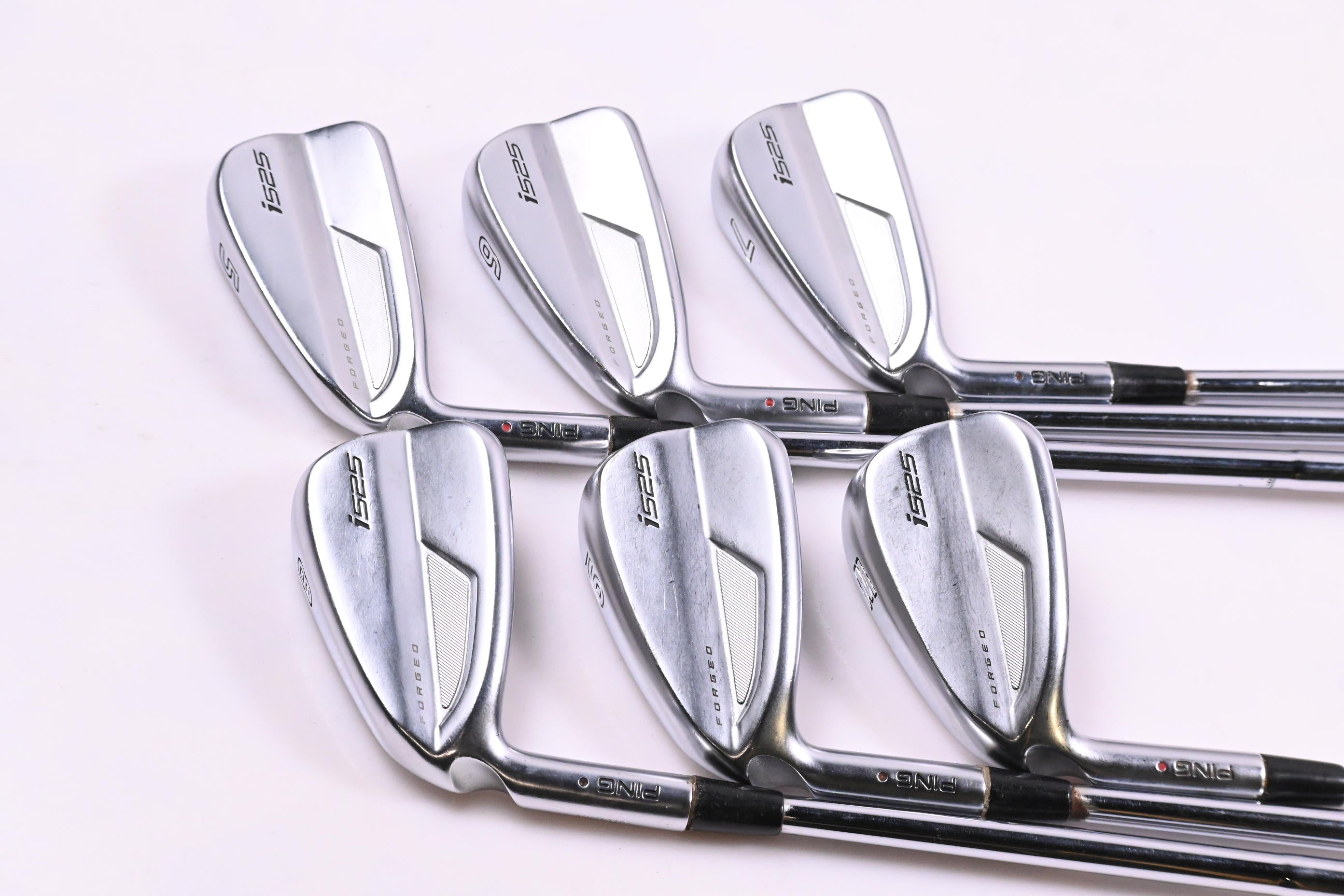 Left Hand Ping i525 Irons / 5-PW / Red Dot / X-Flex Dynamic Gold SL Shafts