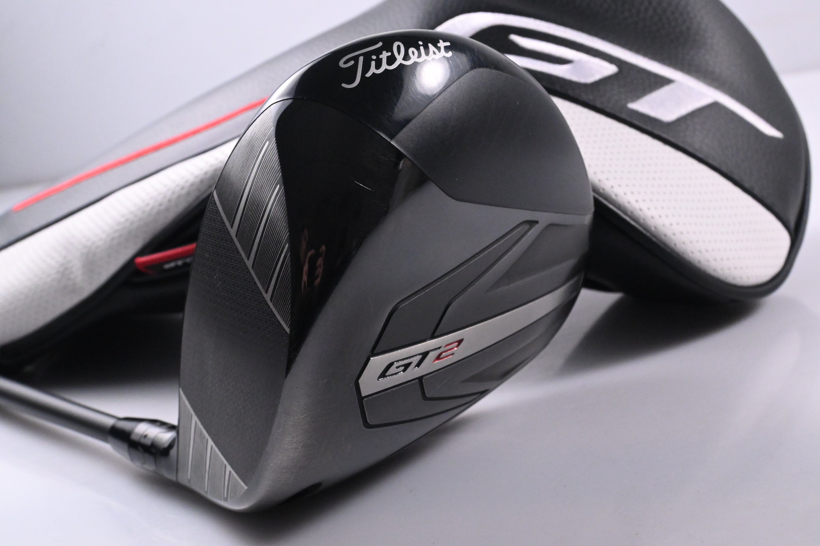 Left Hand Titleist GT2 Driver / 10 Degree / Stiff Flex HZRDUS GEN5 Black 60