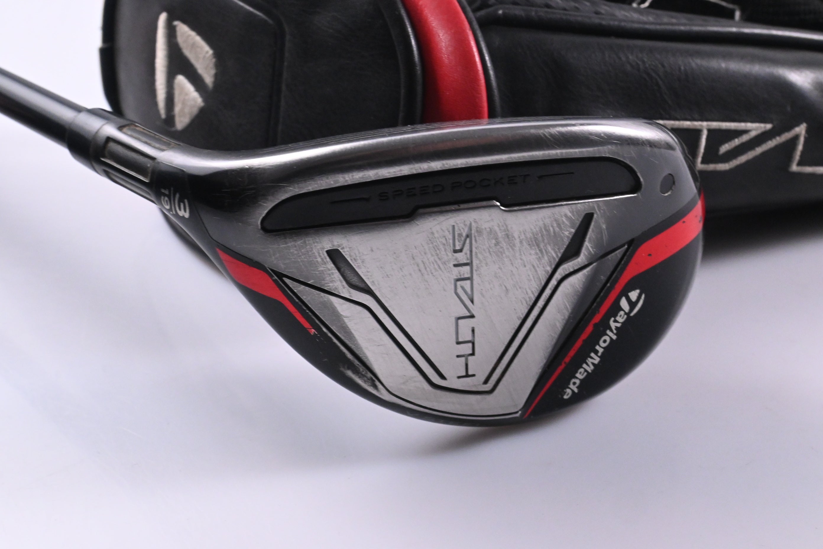 Left Hand Taylormade Stealth #3 Hybrid / 19 Degree / Regular Flex Ventus Red 6