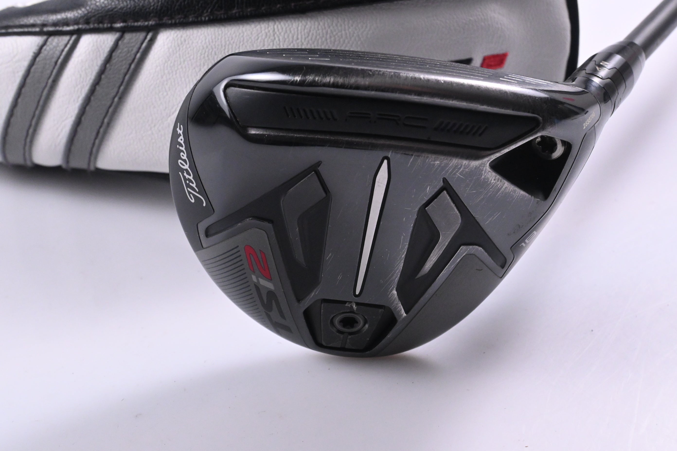 Titleist TSi2 #5 Wood / 18 Degree / Regular Flex Kuro Kage Black TiNi 55 Shaft