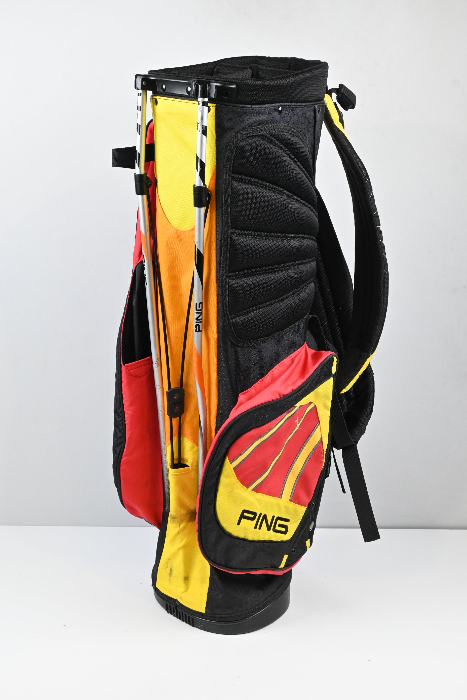 Ping Stand Bag / 5-Way Divider / Black, Red, Yellow