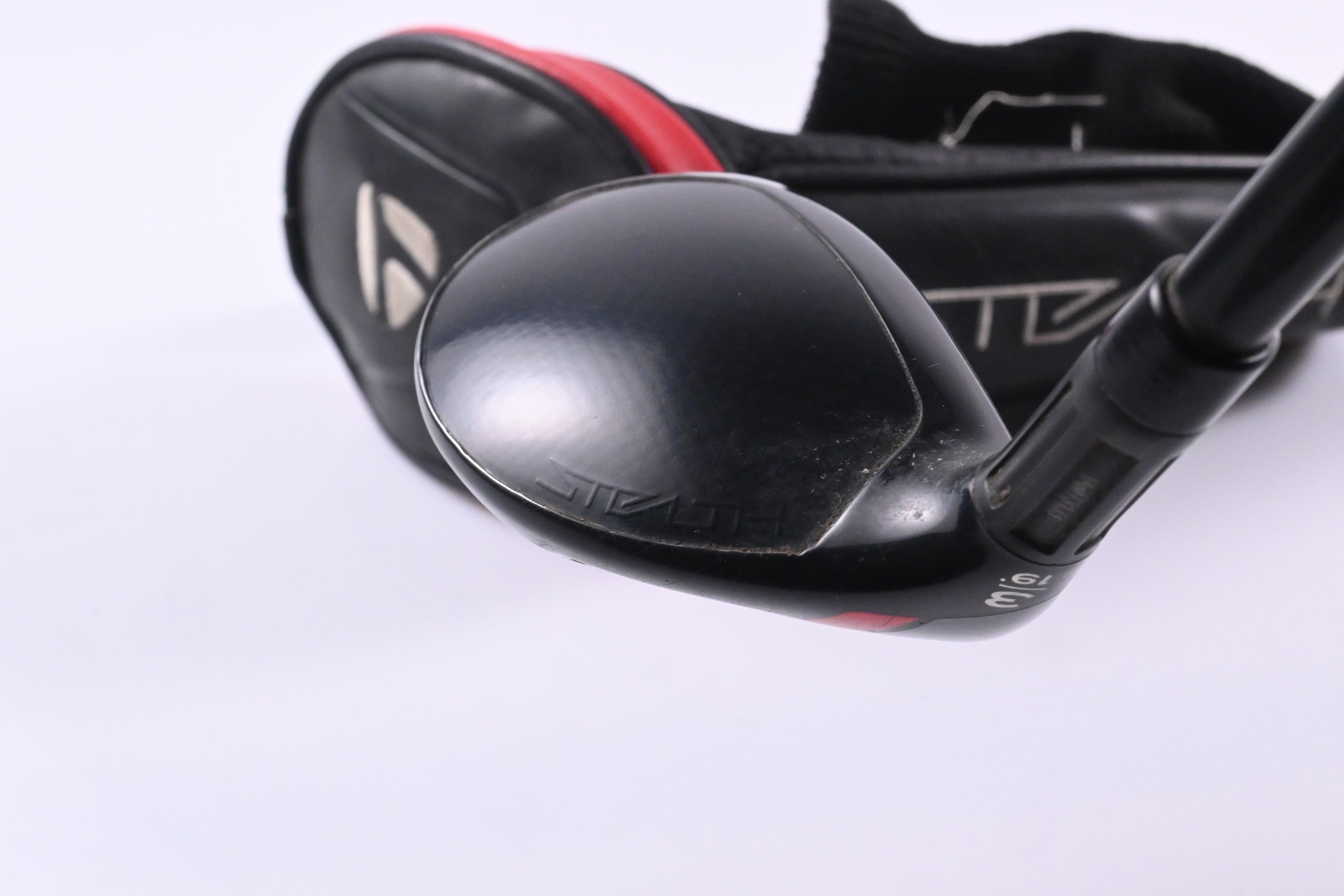 Left Hand Taylormade Stealth #3 Hybrid / 19 Degree / Regular Flex Ventus Red 6