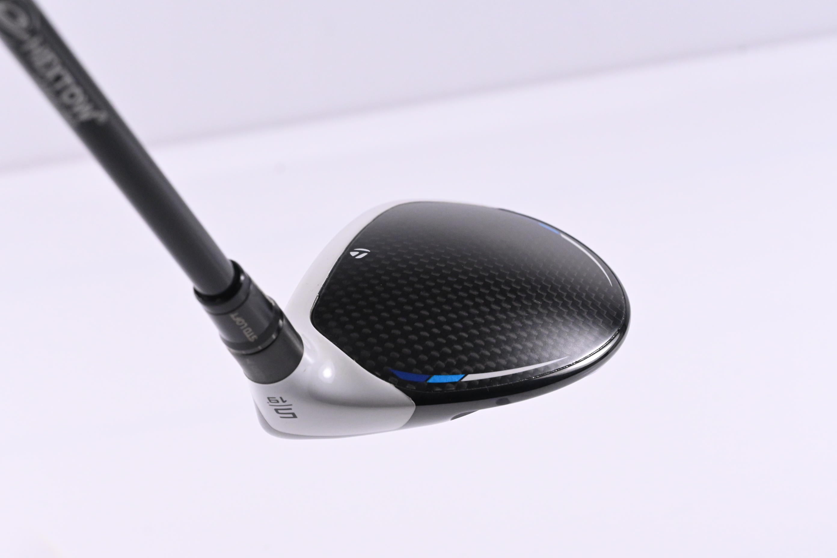 Taylormade SIM2 Ti #5 Wood / 19 Degree / Stiff Flex HZRDUS Smoke Blue RDX 70