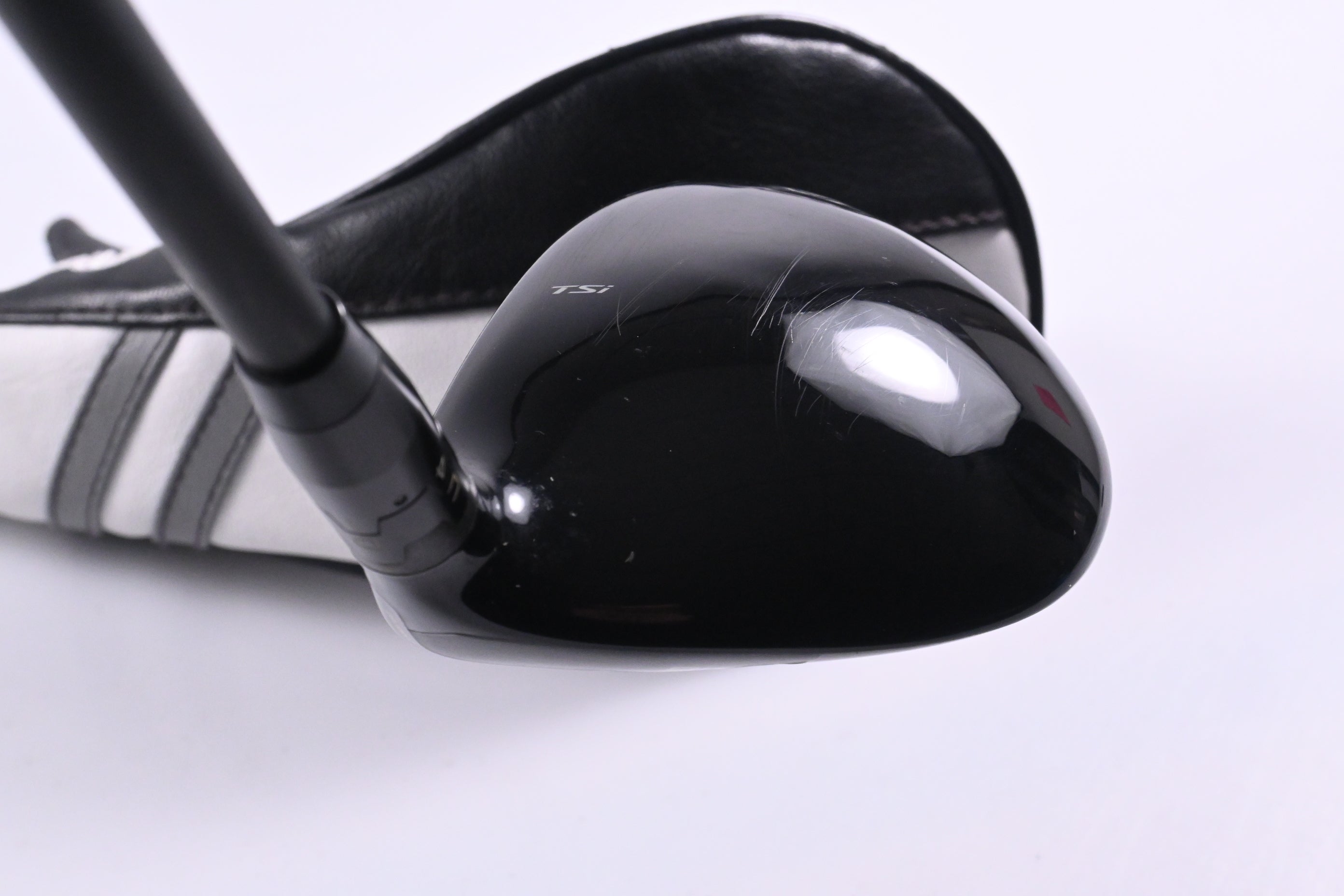 Titleist TSi2 #5 Wood / 18 Degree / Regular Flex Kuro Kage Black TiNi 55 Shaft