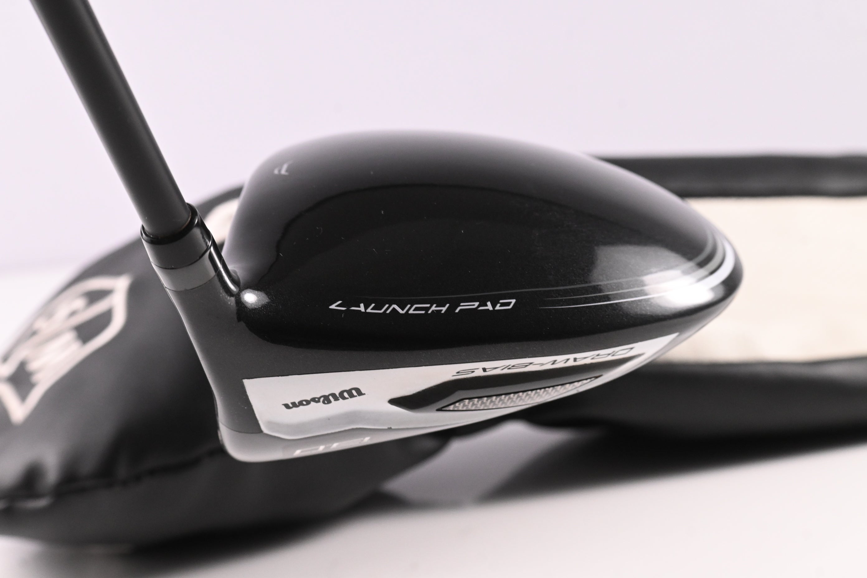 Wilson Staff Launch Pad Driver / 13 Degree / Regular Flex Helium Black 46g Shaft