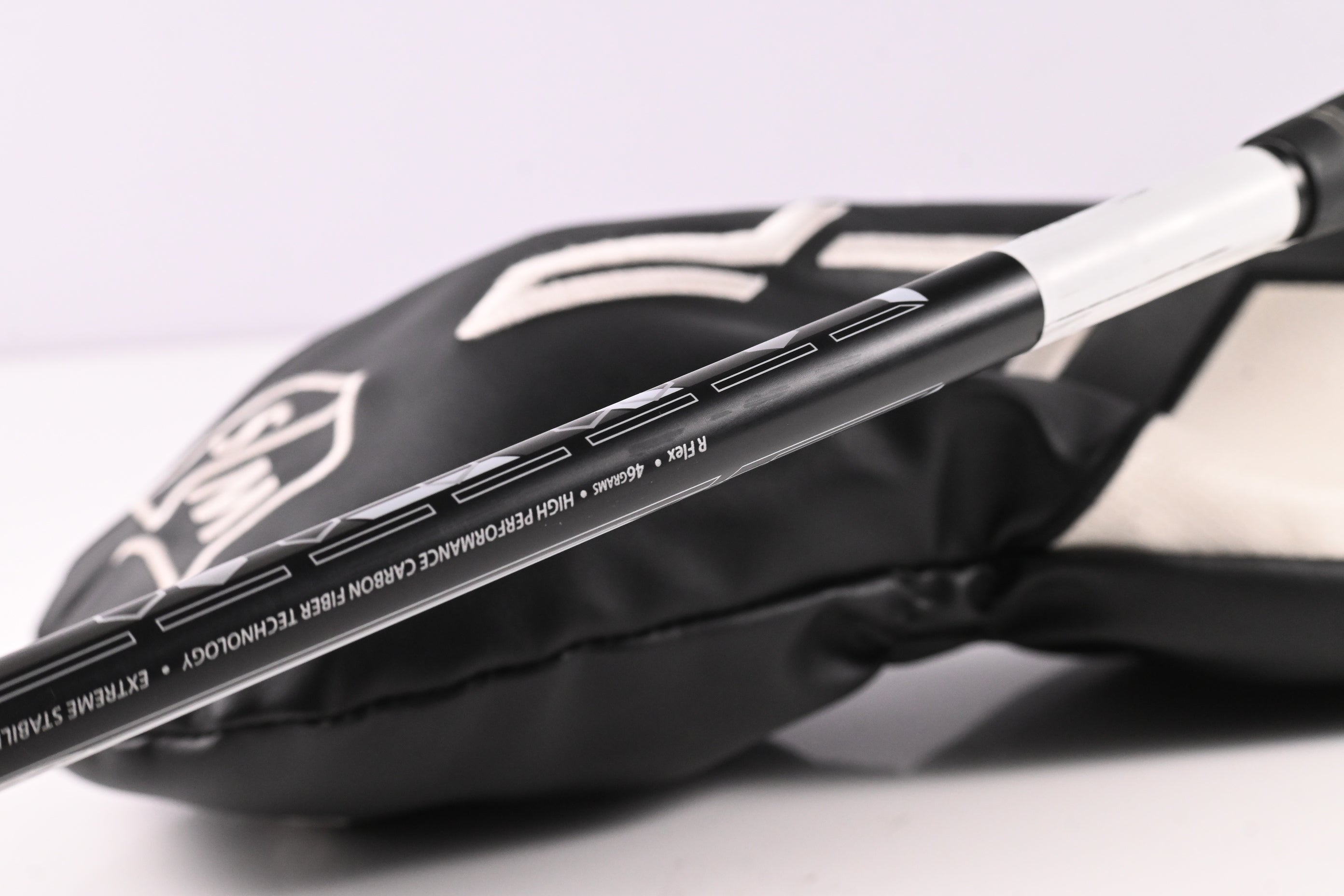 Wilson Staff Launch Pad Driver / 13 Degree / Regular Flex Helium Black 46g Shaft