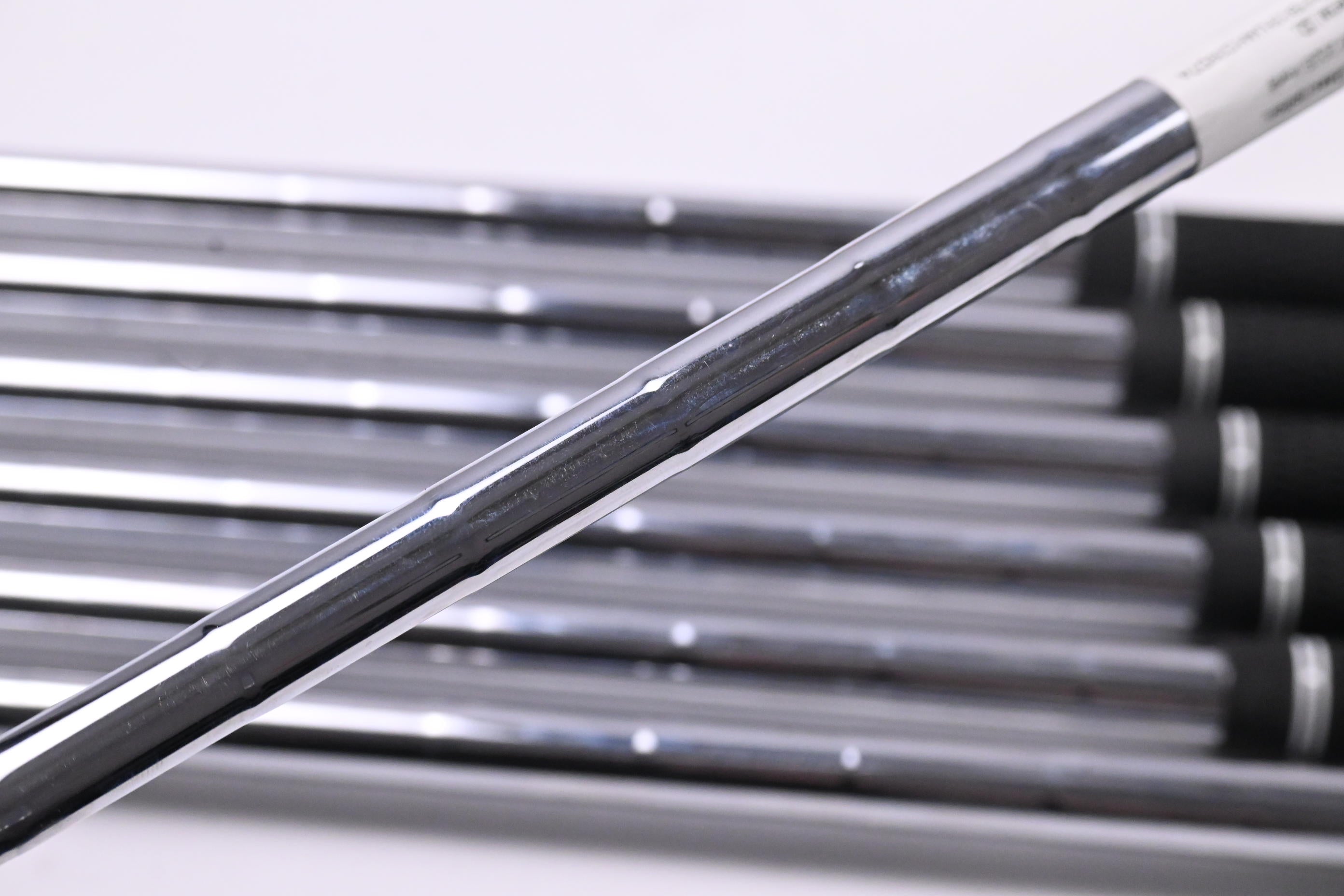 Taylormade P790 2025 Irons / 5-PW+AW / Regular Flex Steel Shafts