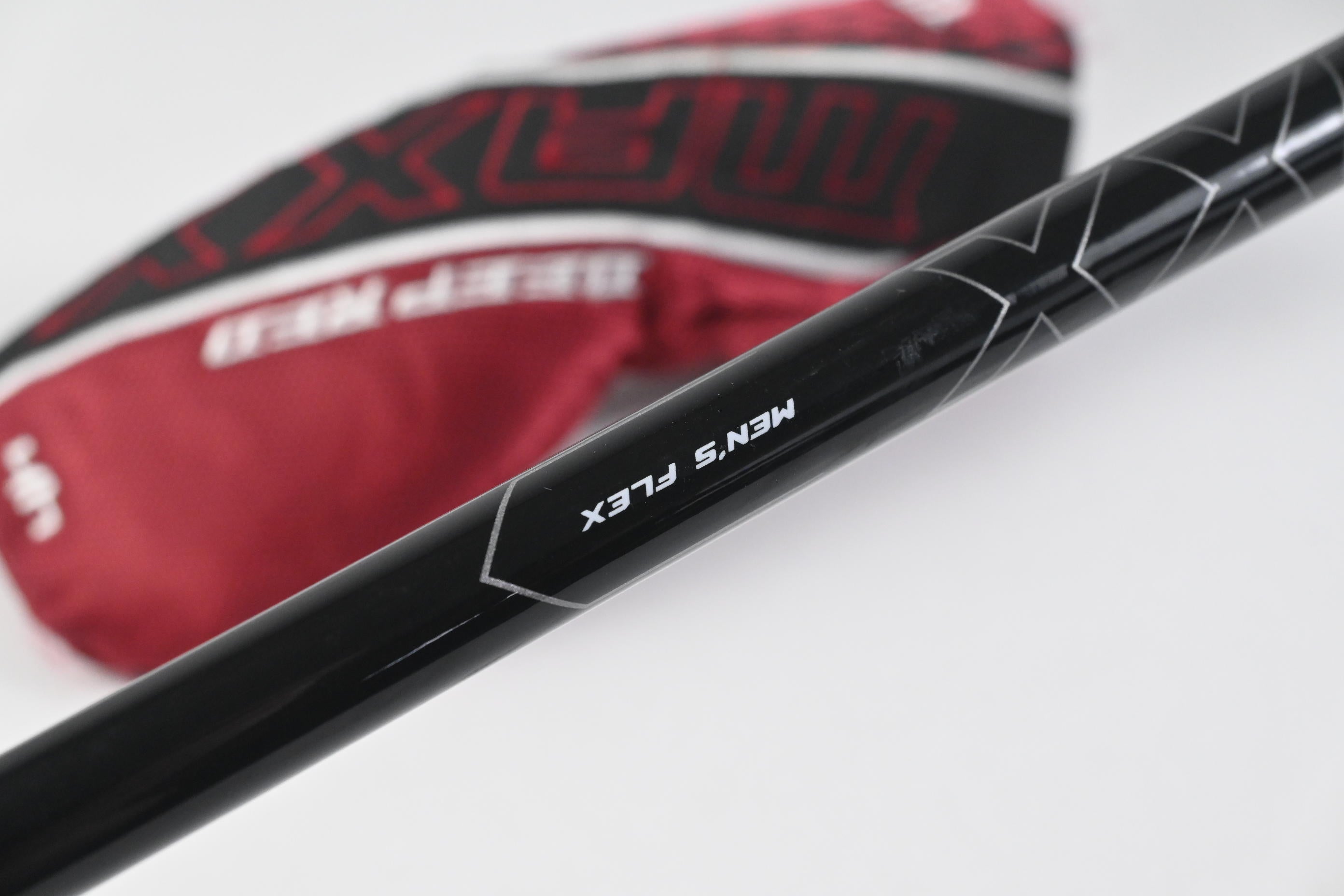 Wilson Deep Red Maxx #4 Hybrid / 23 Degree / Regular Flex Deep Red Maxx Shaft