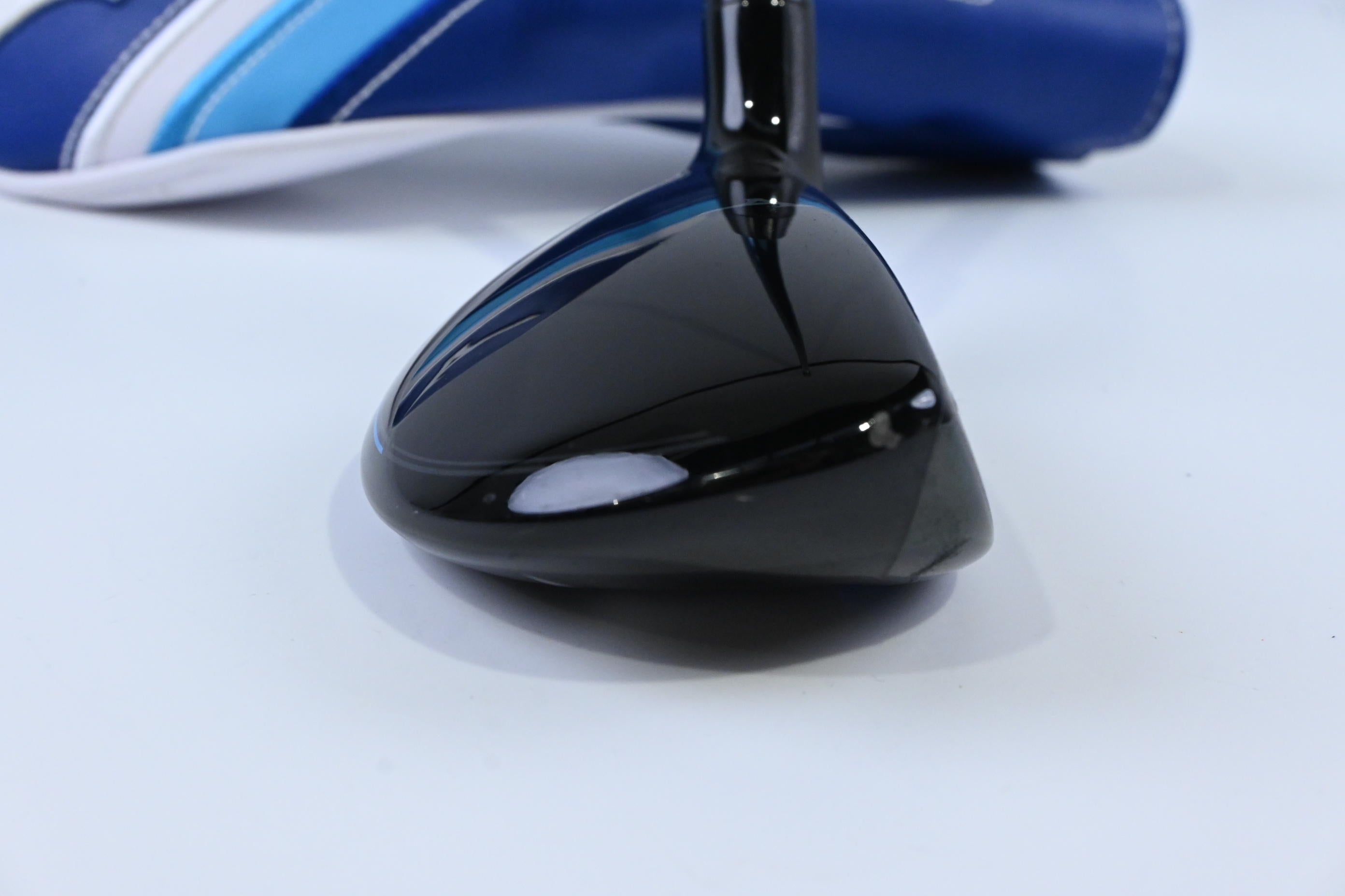 Mizuno ST-Max 230 #4 Hybrid / 22 Degree / Regular Flex UST Mamiya LIN-Q 75 Shaft