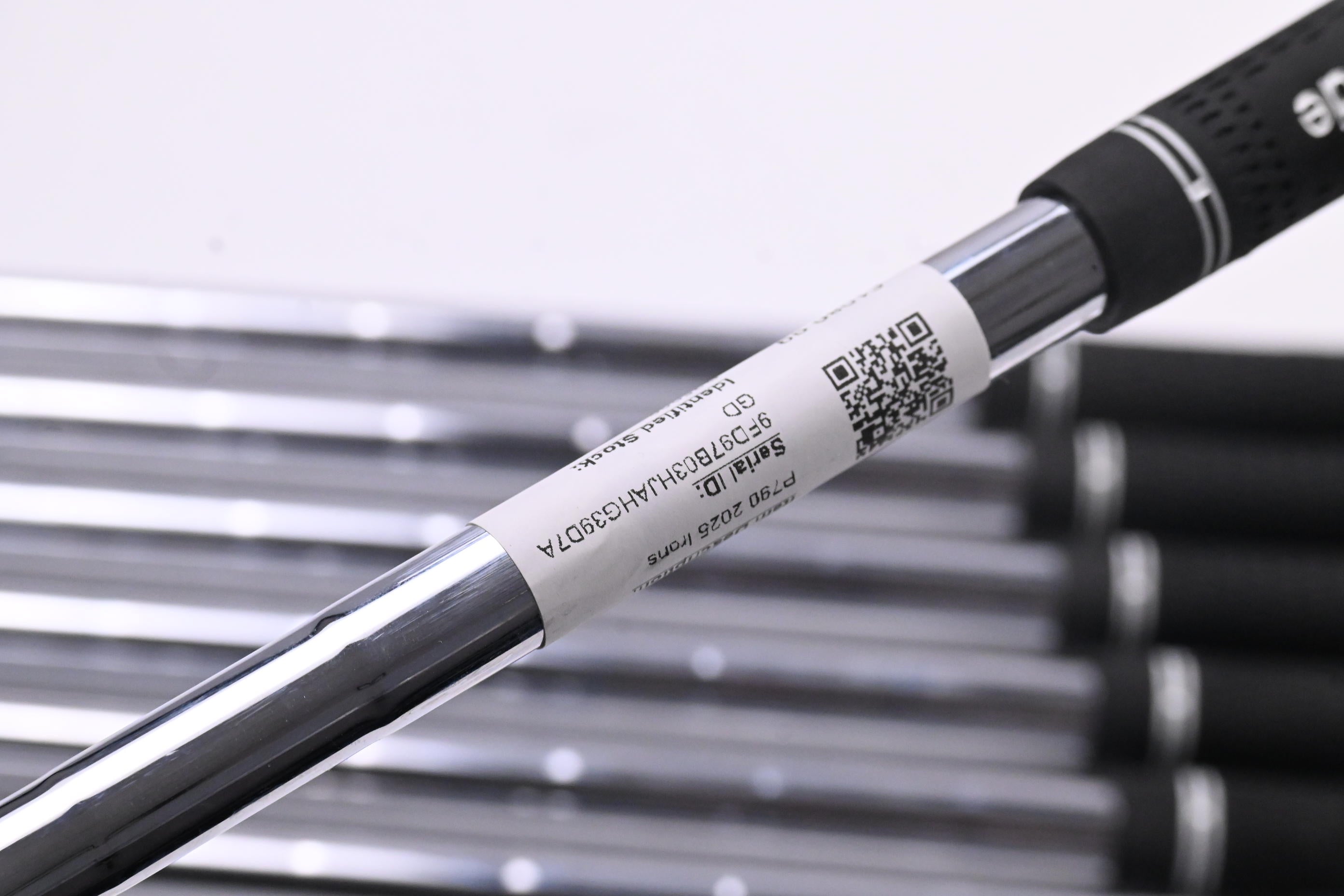 Taylormade P790 2025 Irons / 5-PW+AW / Regular Flex Steel Shafts