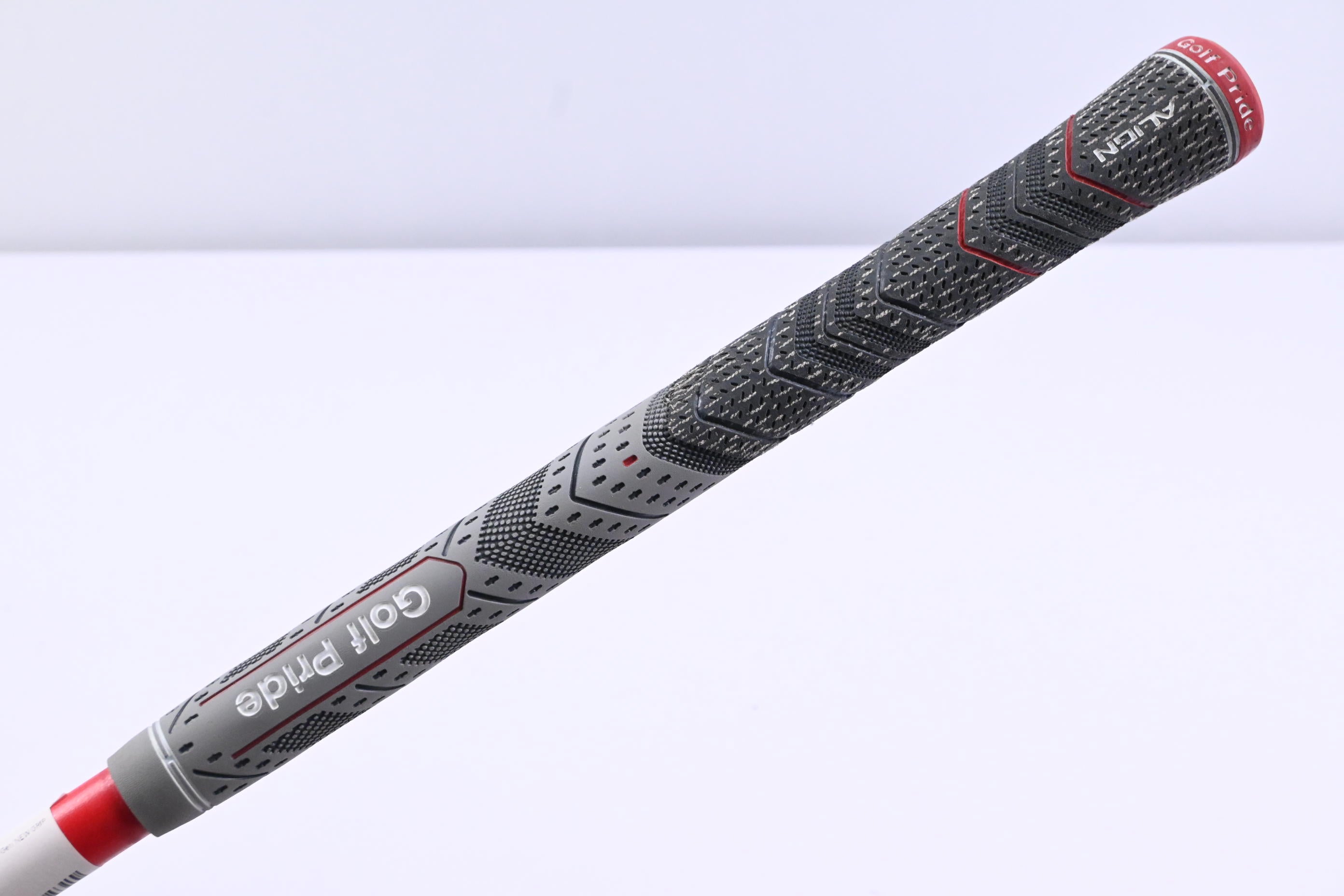 LA Golf Ozik Red Tie 60 Driver Shaft / Stiff Flex / Callaway 2nd Gen Adapter