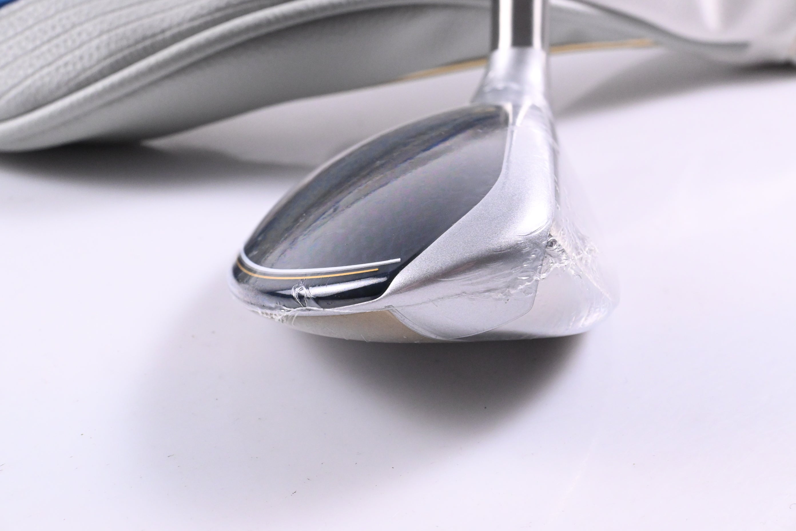 Ladies Taylormade Kalea Gold #5 Hybrid / 27 Degree / Ladies Flex Taylormade 40