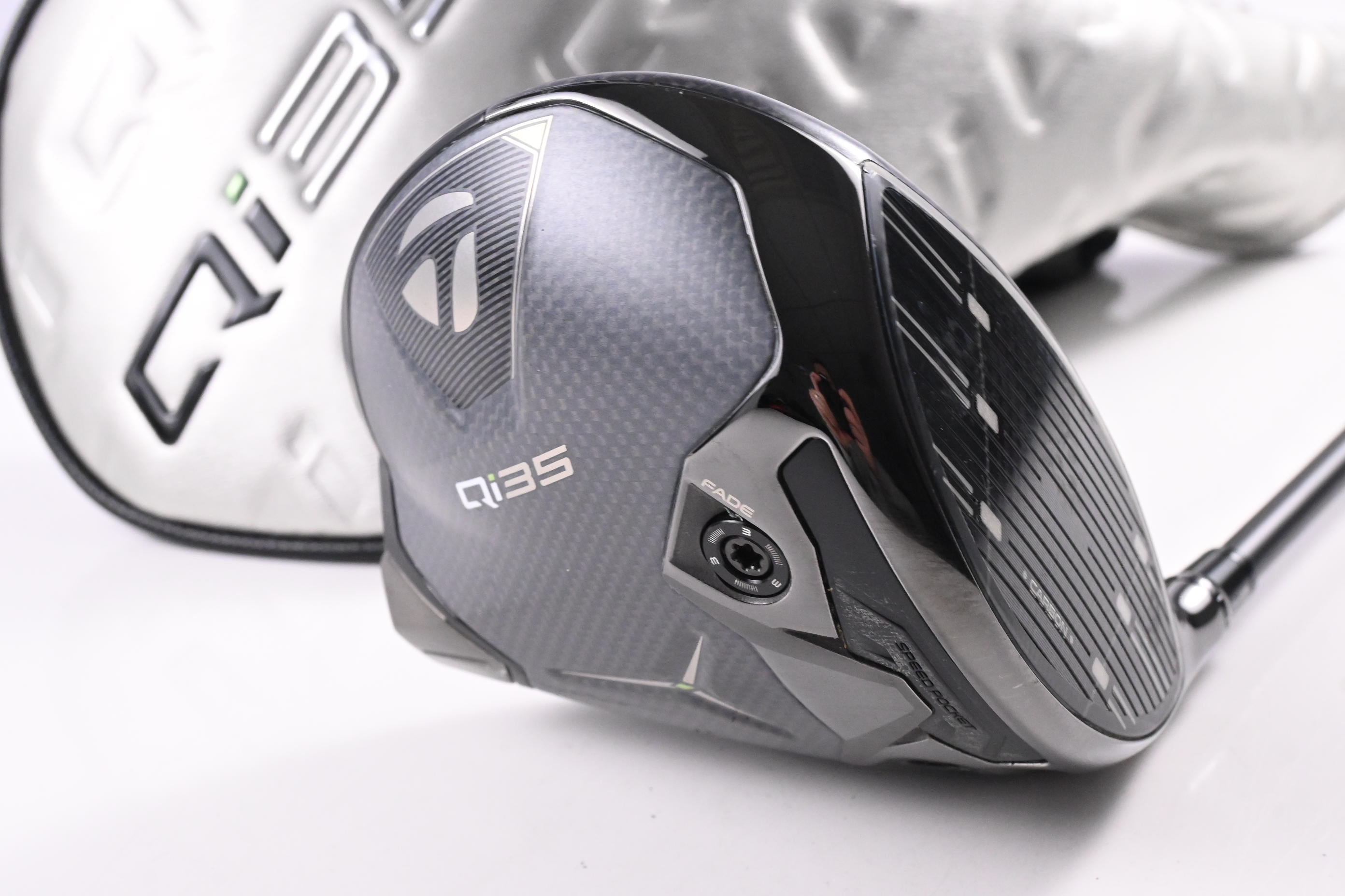 Taylormade Qi35 LS Driver / 9 Degree / Regular Flex Fujikura Ventus Blue 5 Shaft