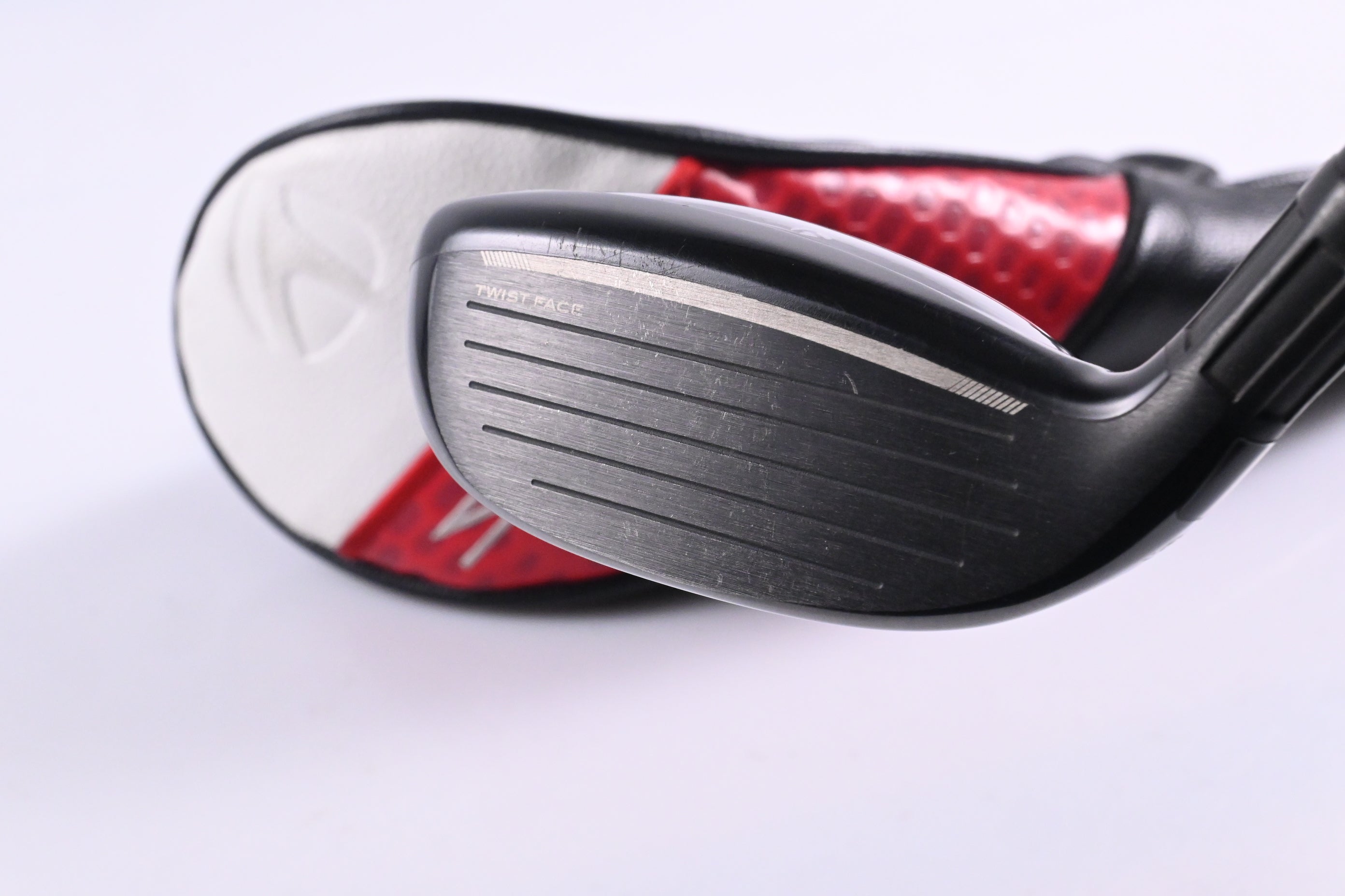 Taylormade Stealth 2 #3 Hybrid / 19 Degree / Regular Flex Fujikura Ventus TR Red