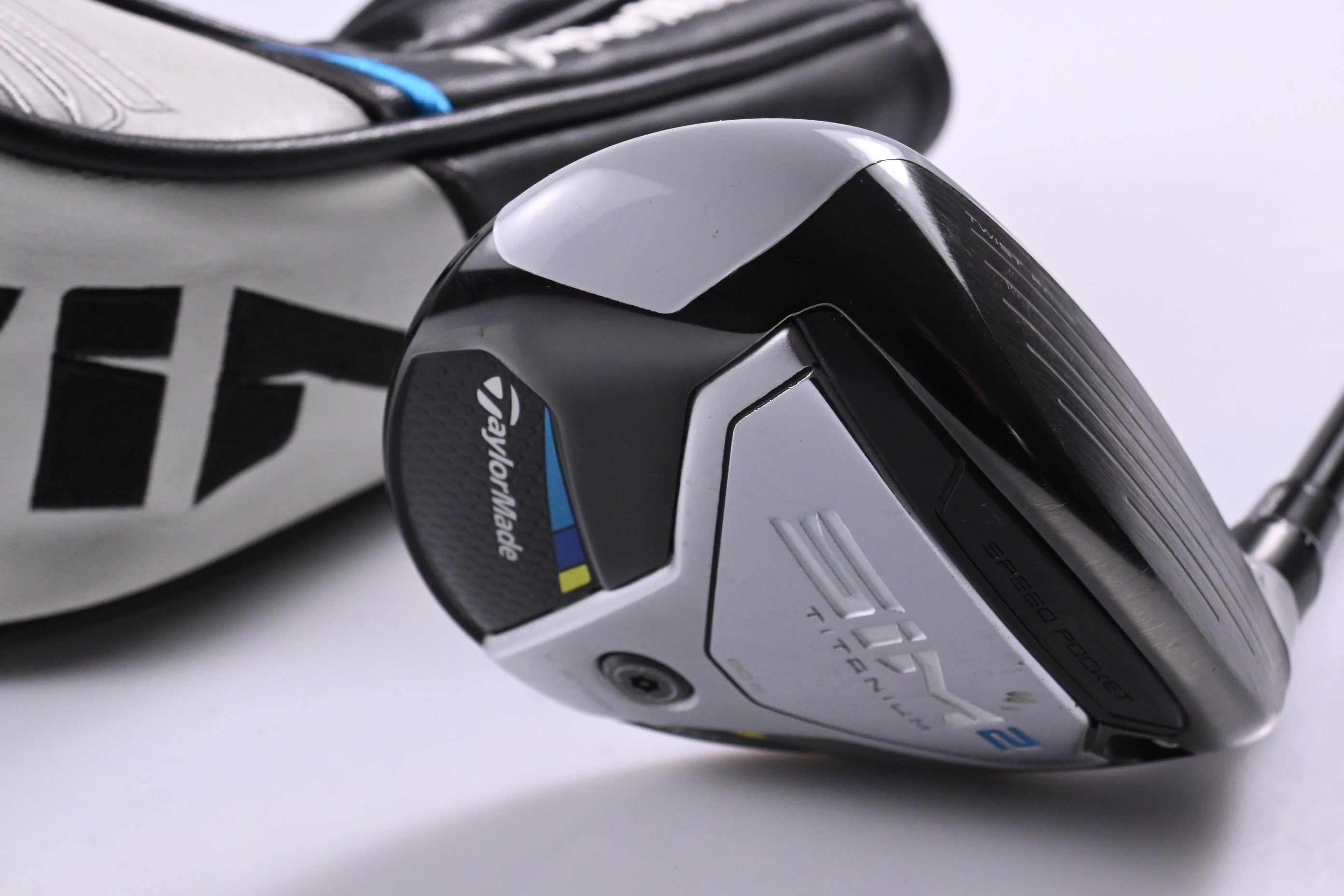 Taylormade SIM2 Ti #3 Wood / 15 Degree / Stiff Flex HZRDUS Smoke Black RDX 70