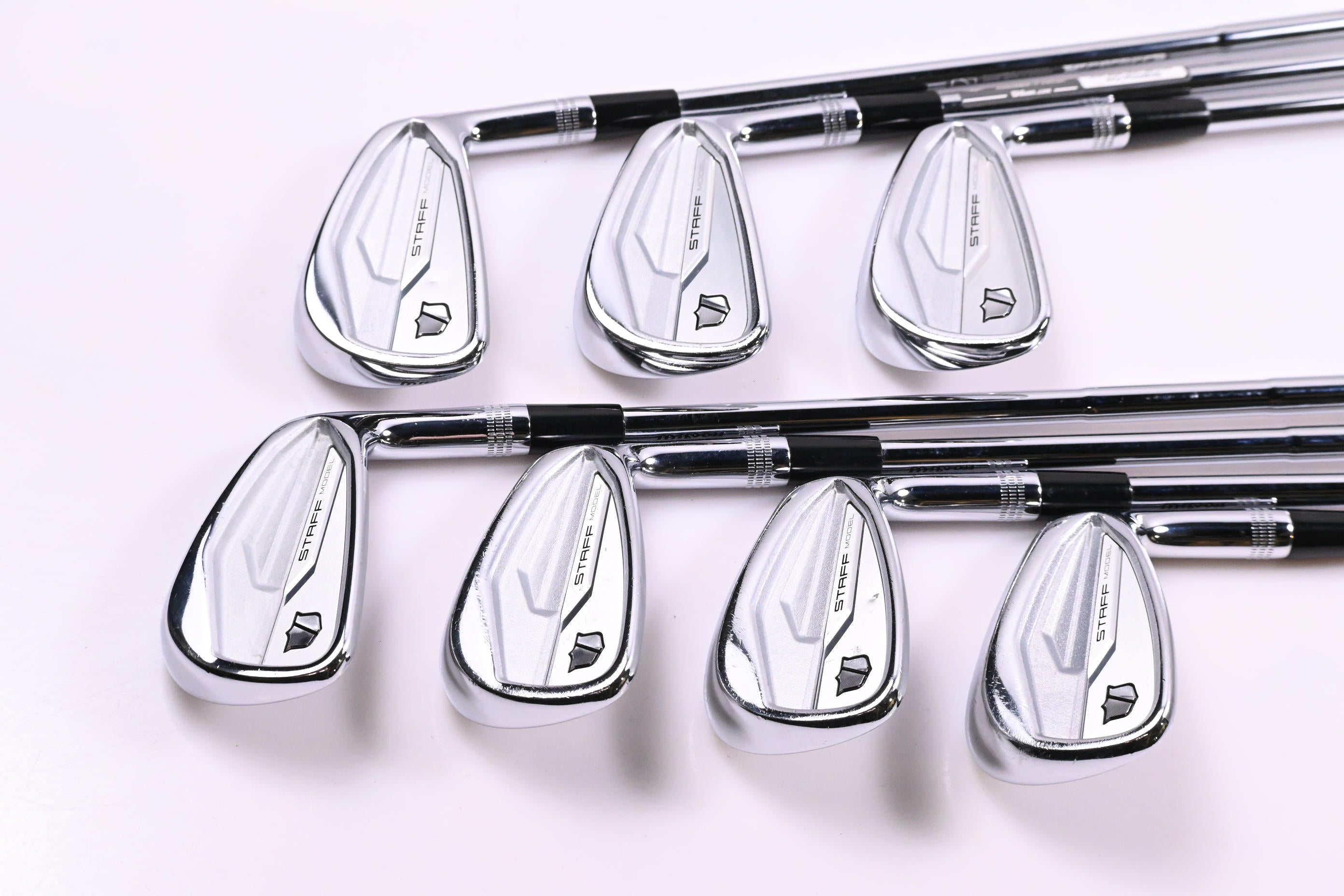 Wilson Staff Model 2024 CB Irons / 4-PW / Stiff Flex Flex Dynamic Gold Mid 115