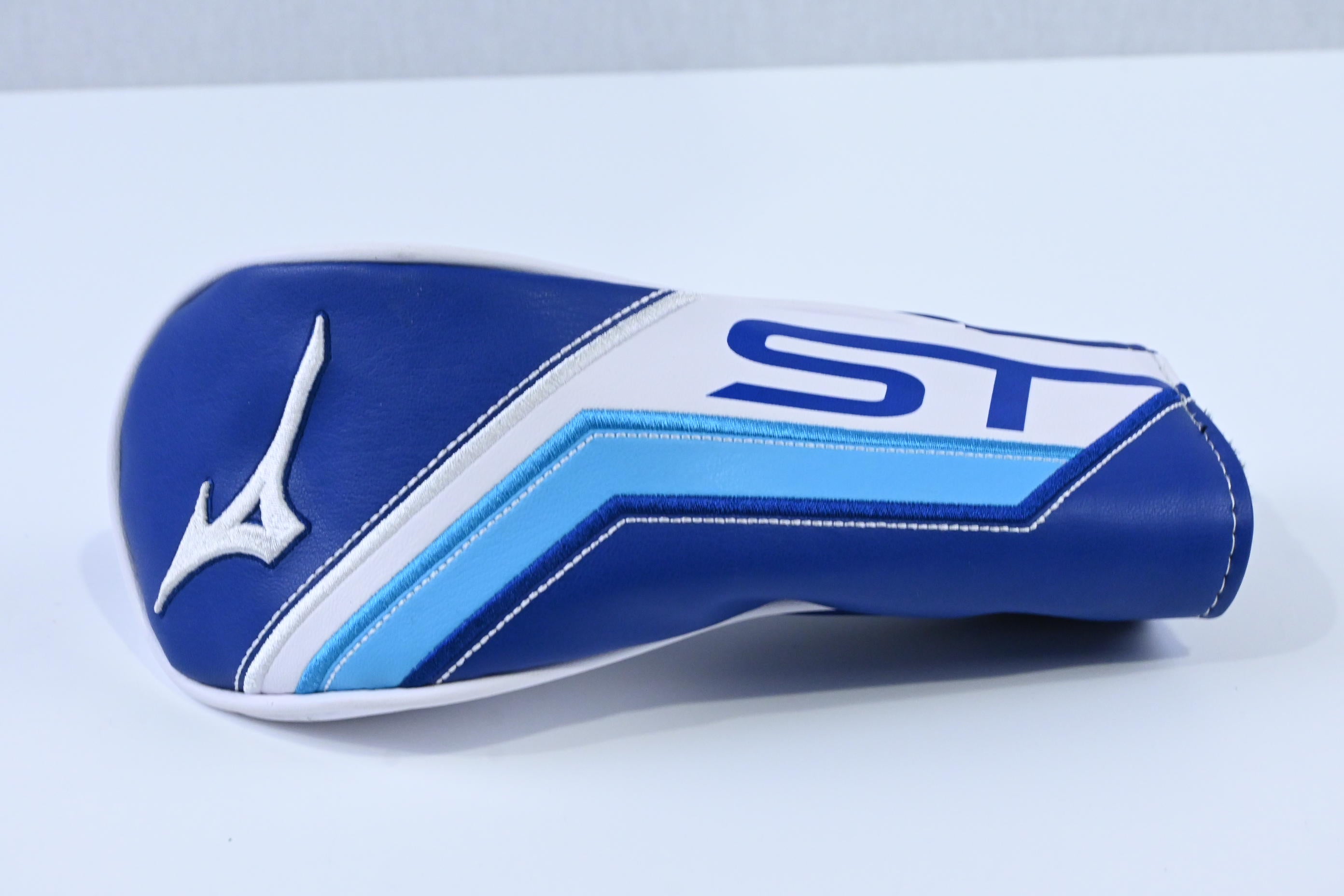 Mizuno ST-Max 230 #4 Hybrid / 22 Degree / Regular Flex UST Mamiya LIN-Q 75 Shaft