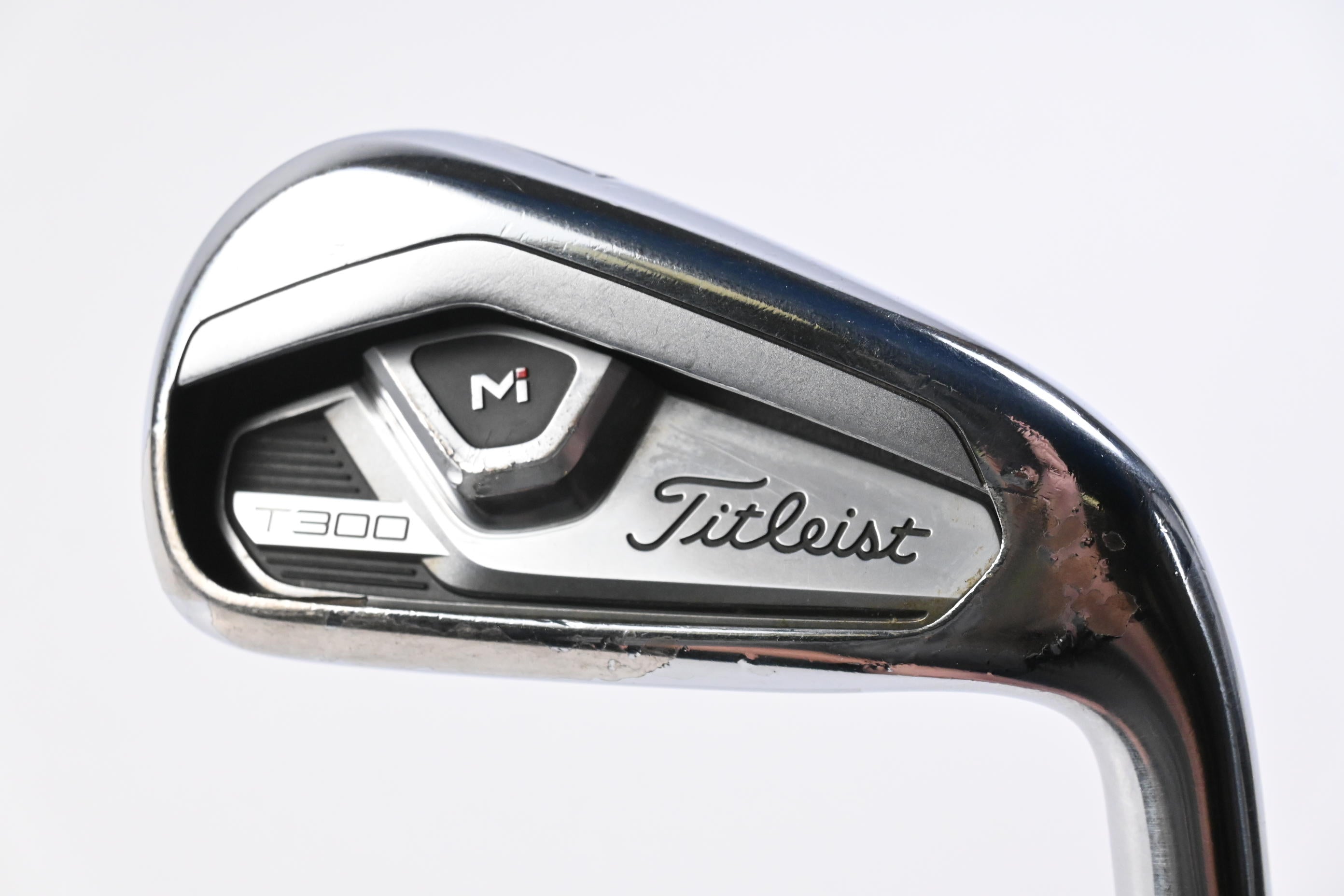 Titleist T300 2019 #7 Iron / Regular Flex AMT Red R300 Steel Shaft