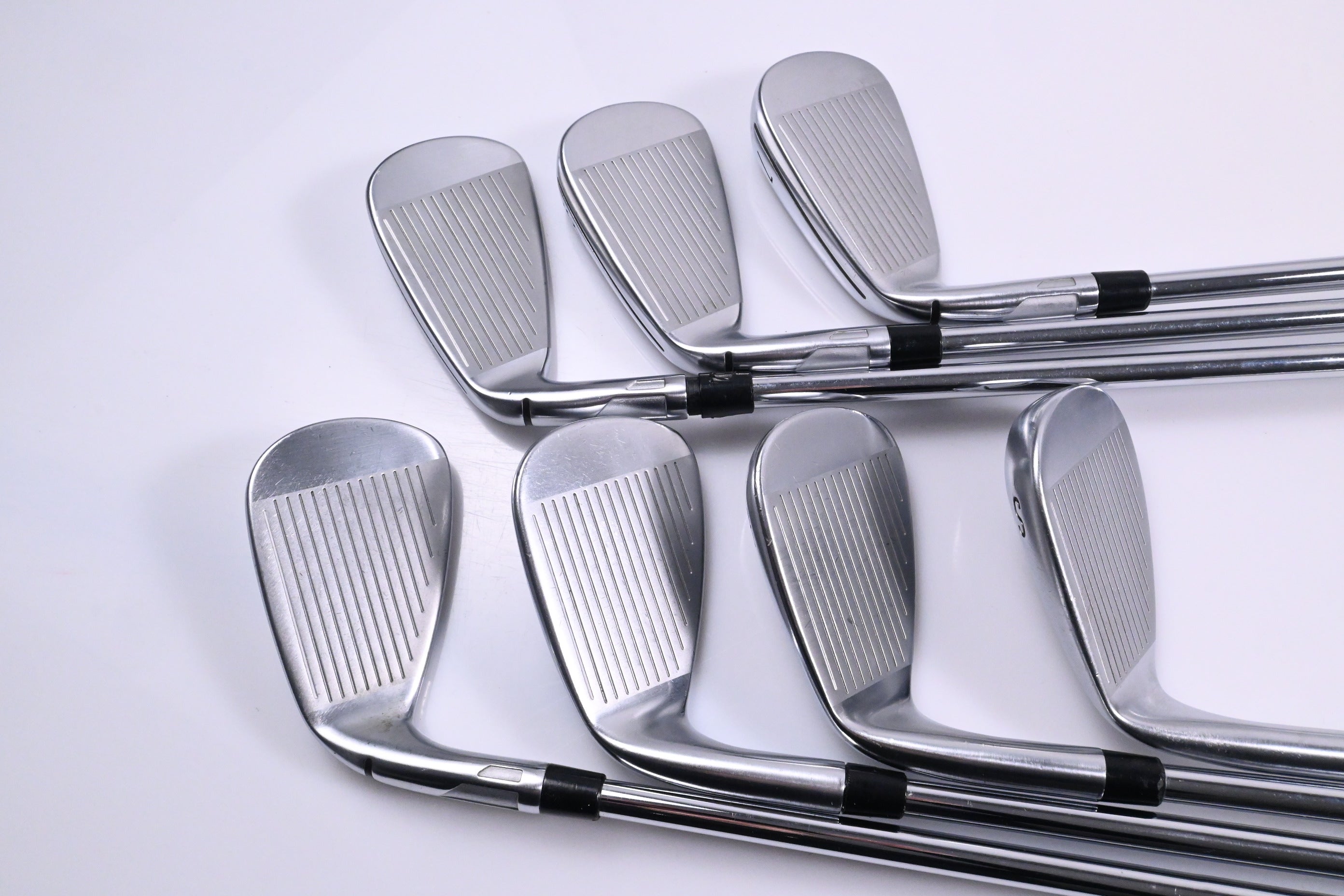 Taylormade Qi Irons / 5-PW+SW / Regular Flex KBS Tour Lite Shafts