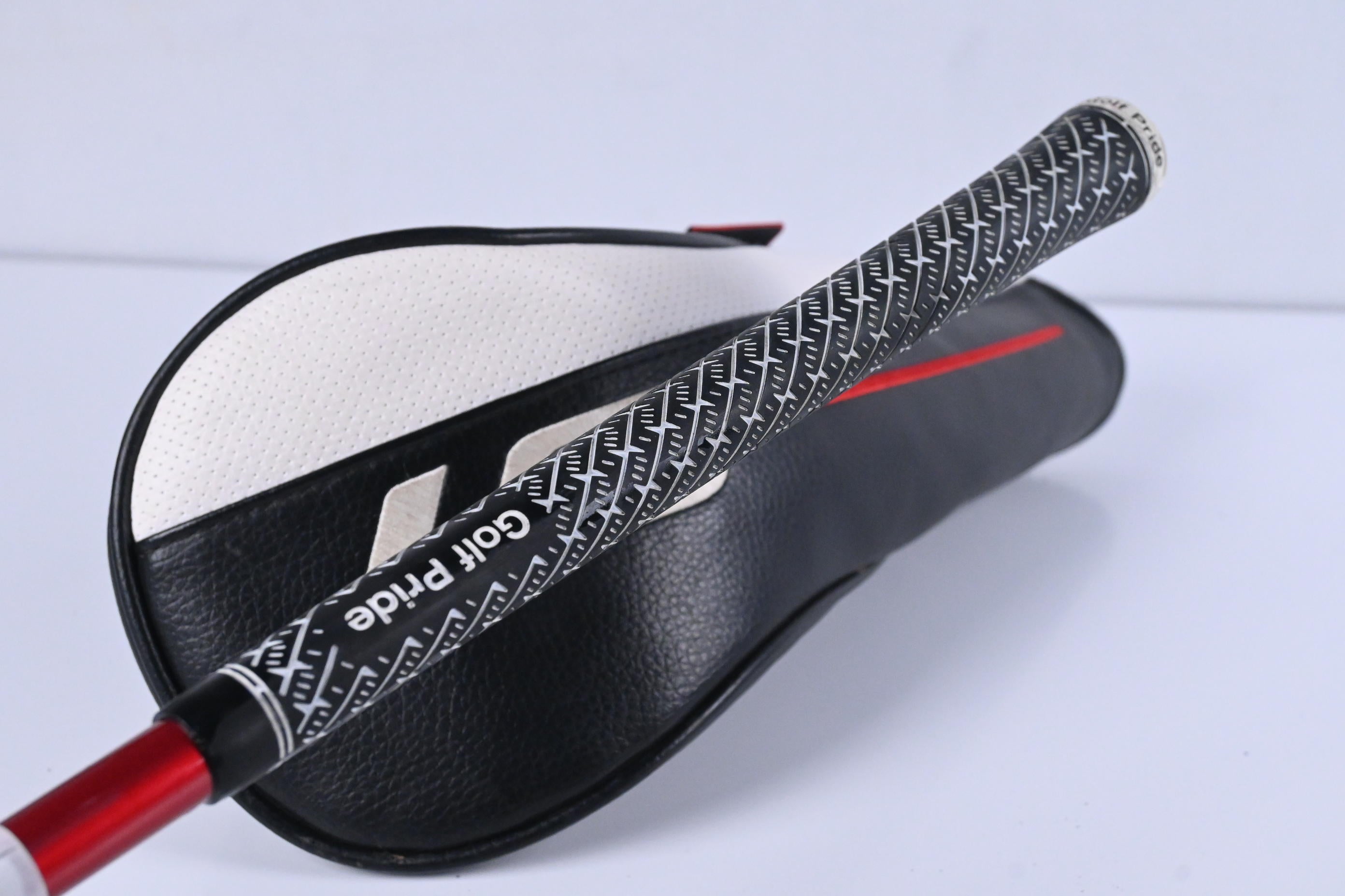 Titleist GT3 Driver / 10.5 Degree / Stiff Flex Tour AD VF-6 Shaft