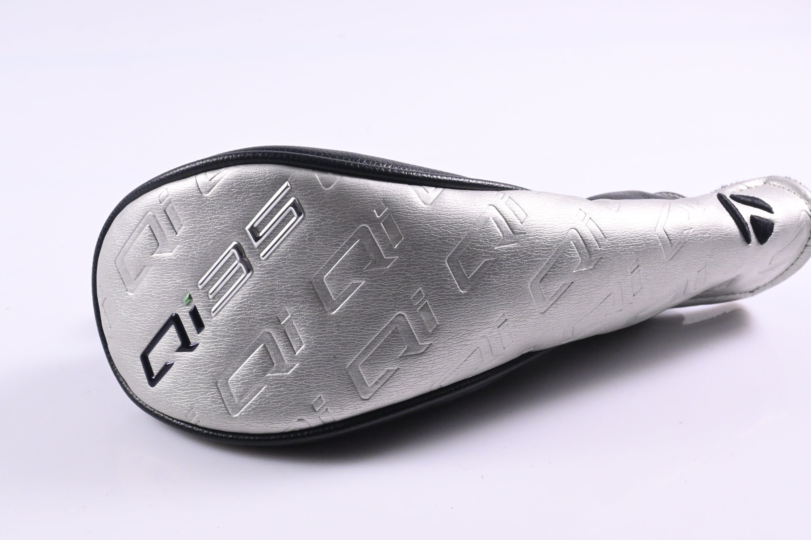 Taylormade Qi35 #4 Hybrid / 22 Degree / Stiff Flex Kuro Kage 65 Shaft