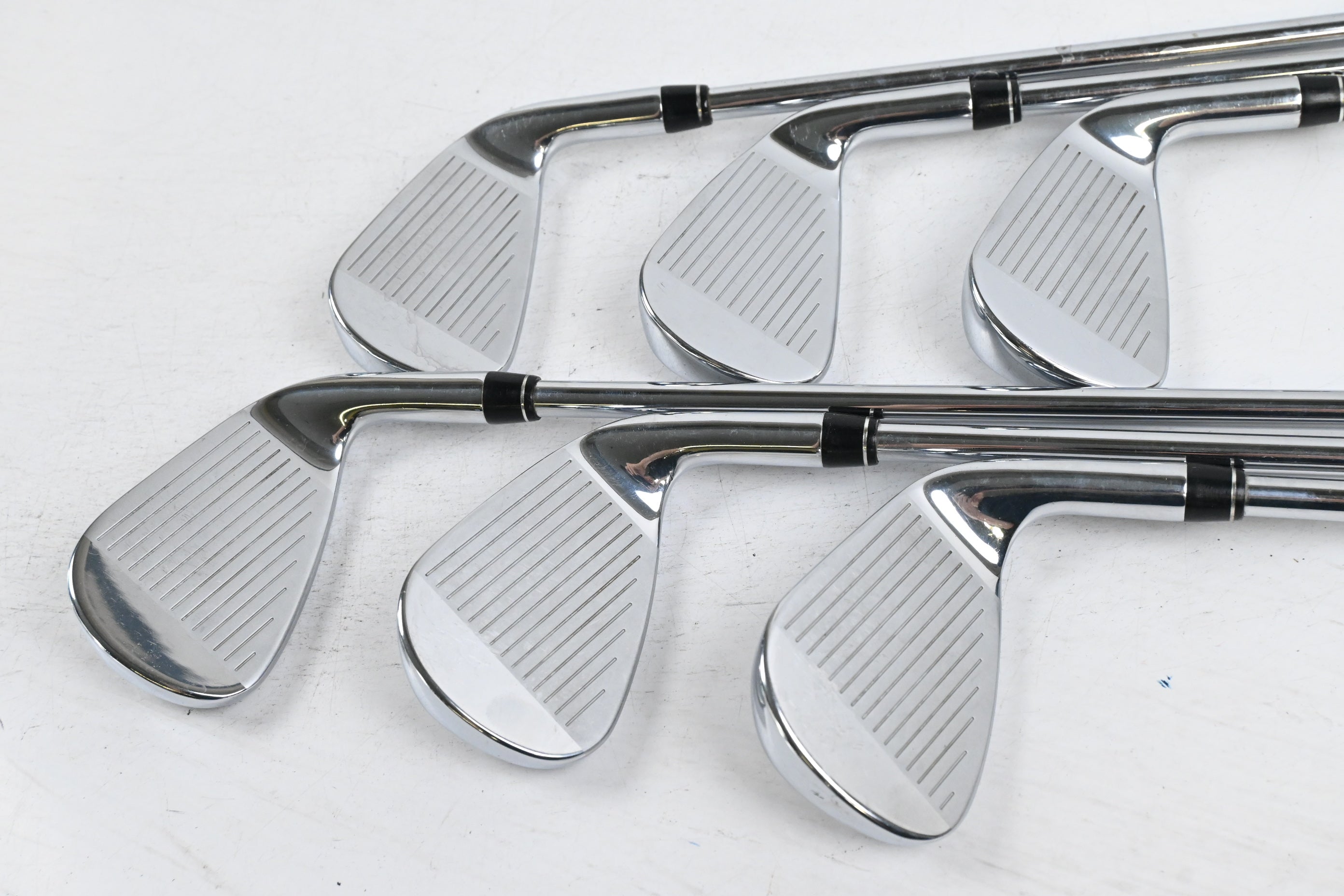 Left Hand Callaway Paradym Irons / 5-PW / Regular Flex Elevate MPH 95 Shafts