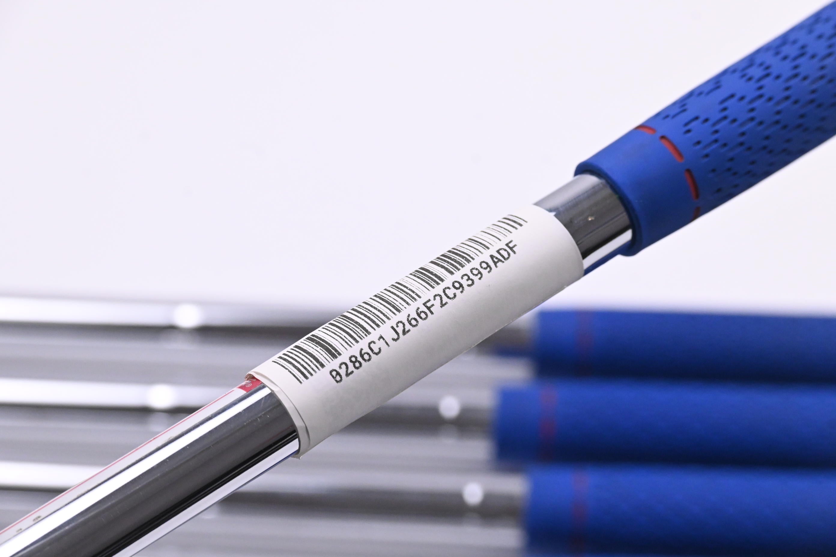 Cobra King F8 One Length Irons / 5-PW+GW / Regular Flex Cobra Shafts