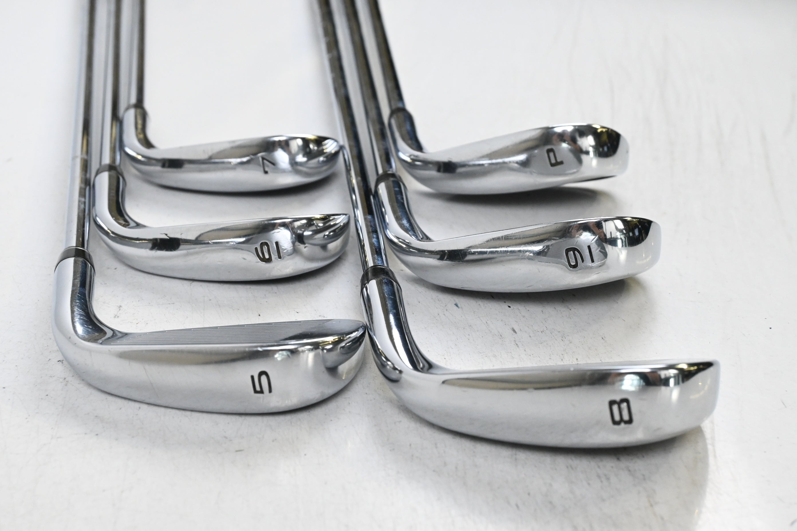 Left Hand Callaway Paradym Irons / 5-PW / Regular Flex Elevate MPH 95 Shafts