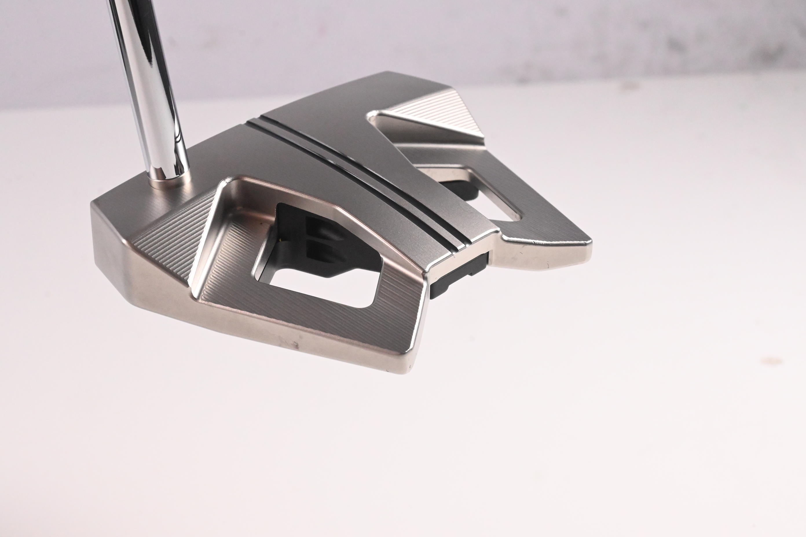 Scotty Cameron 2024 Phantom 9 Putter / 34 Inch