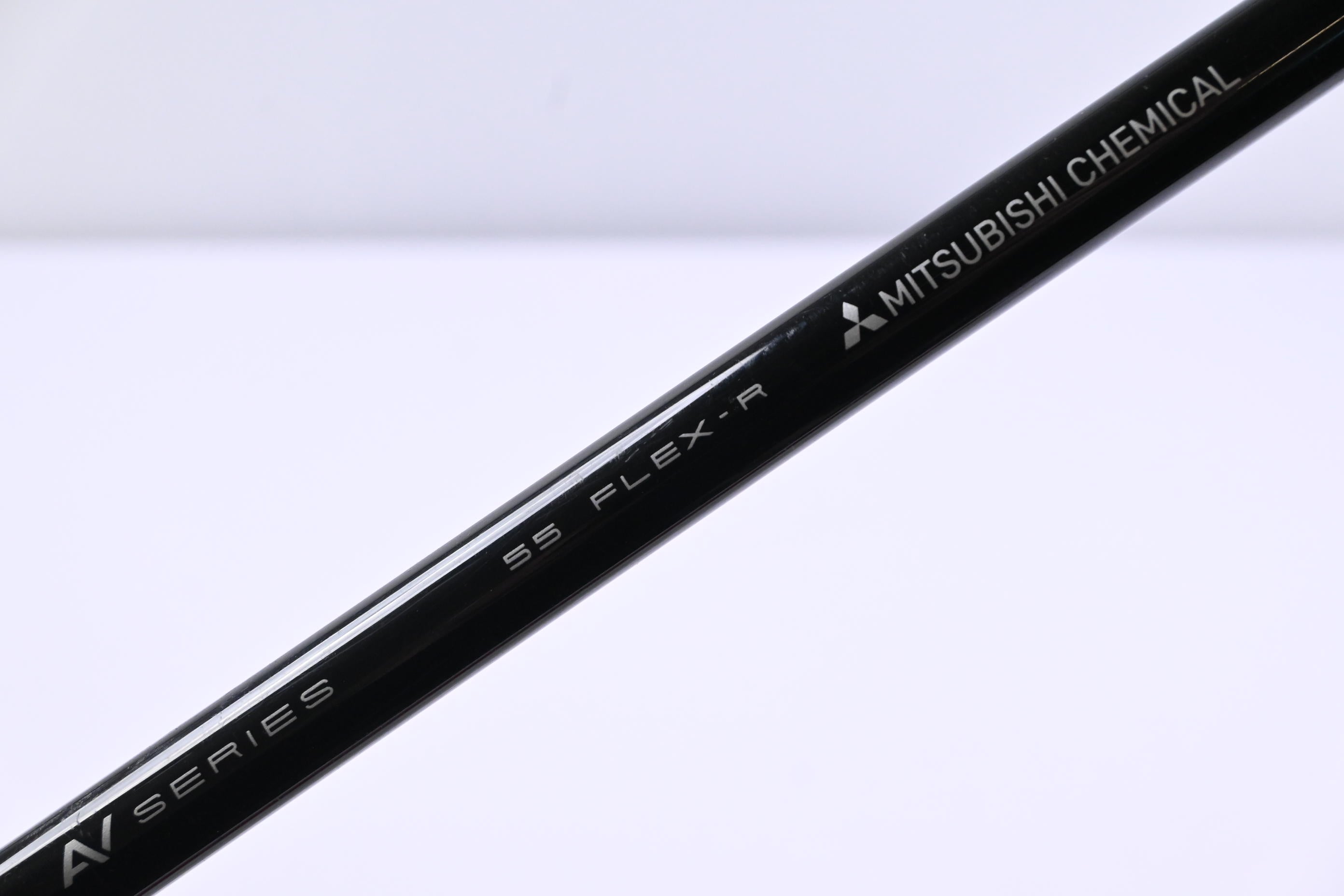 Tensei AV Series Blue 55 Driver Shaft / Regular Flex / Callaway 2nd Gen Adapter