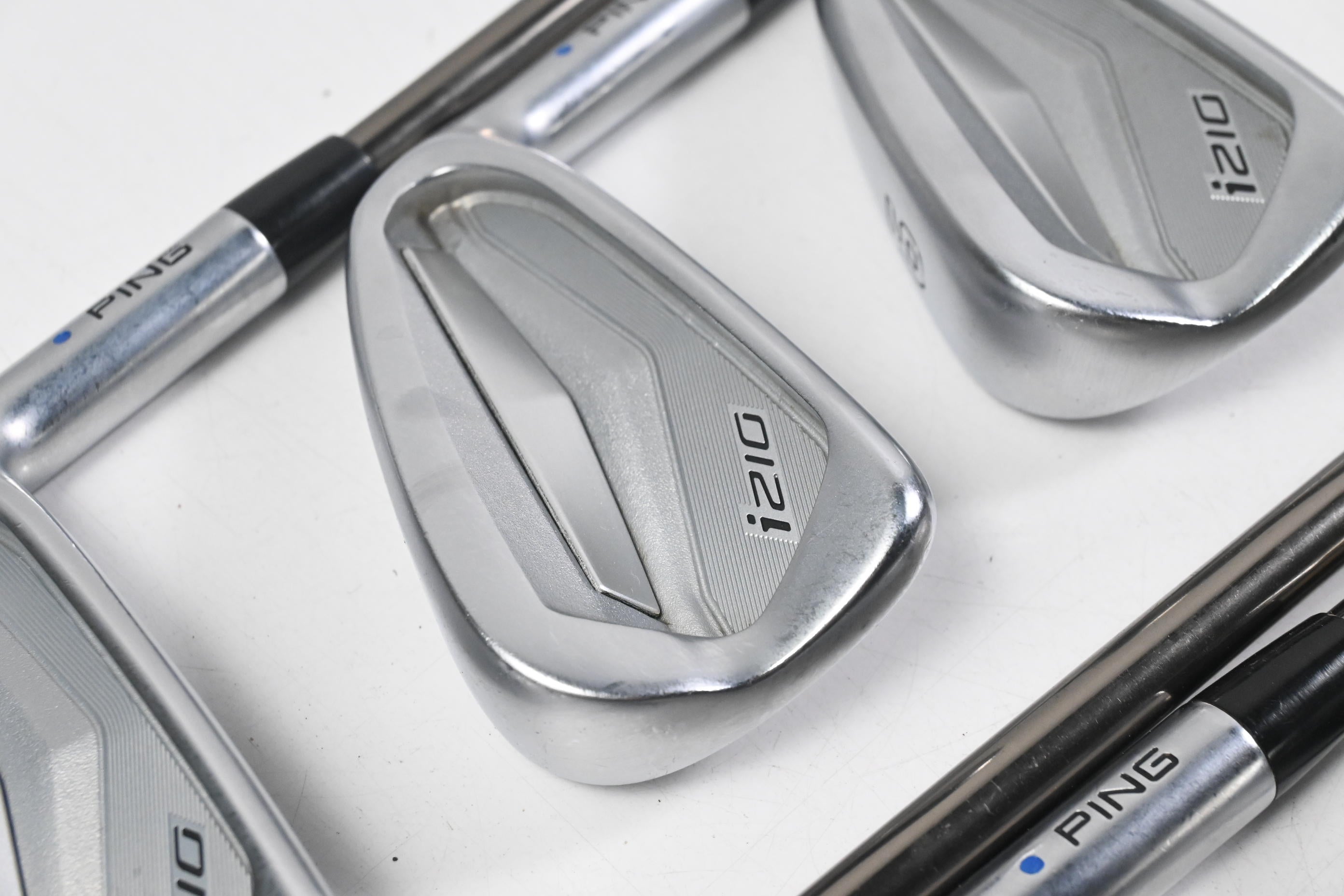 Ping i210 Irons / 4-PW / Blue Dot / Regular Flex UST Mamiya Recoil ES 780 Shafts